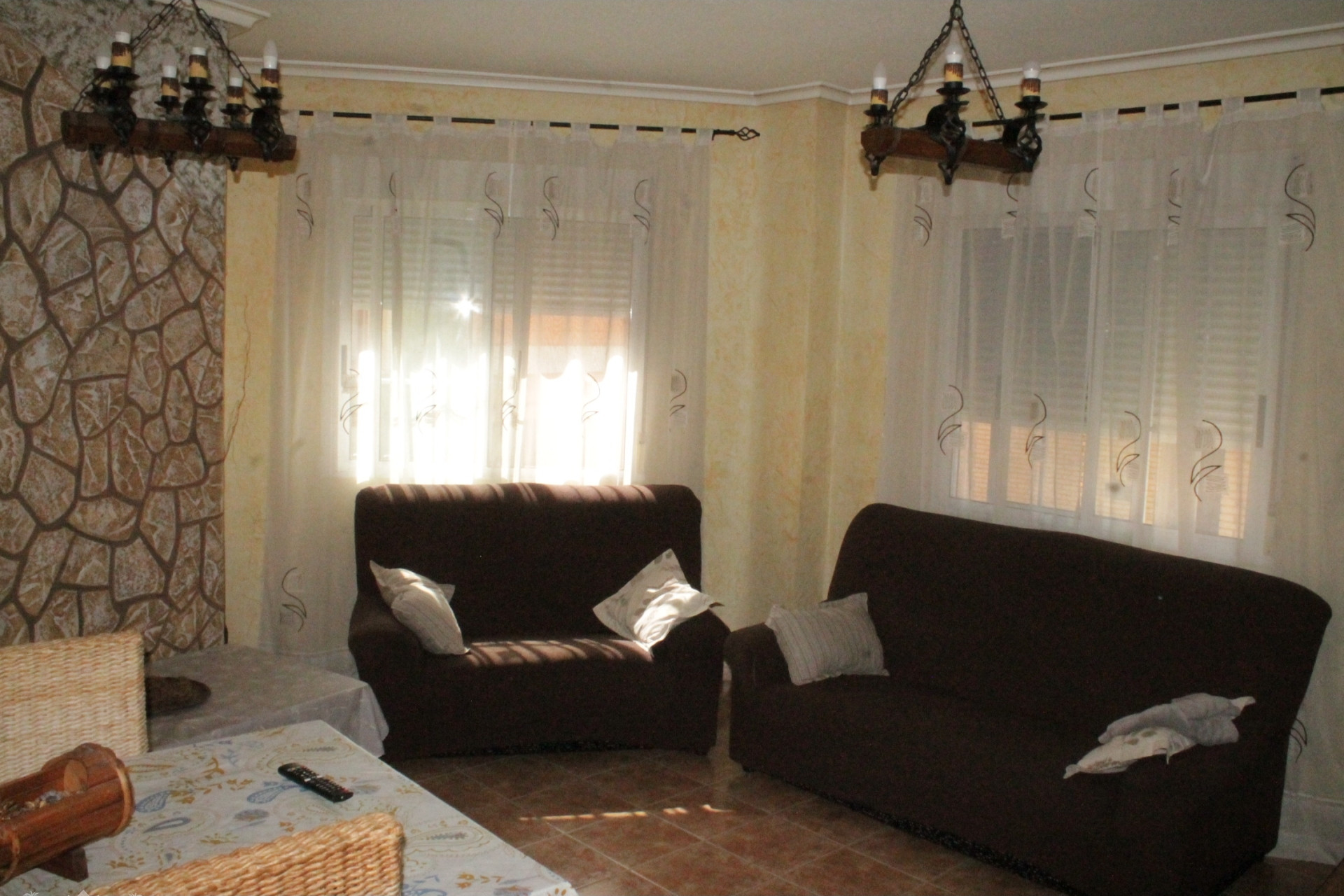 Revente - Maison mitoyenne -
Pinoso - Pinoso Alicante