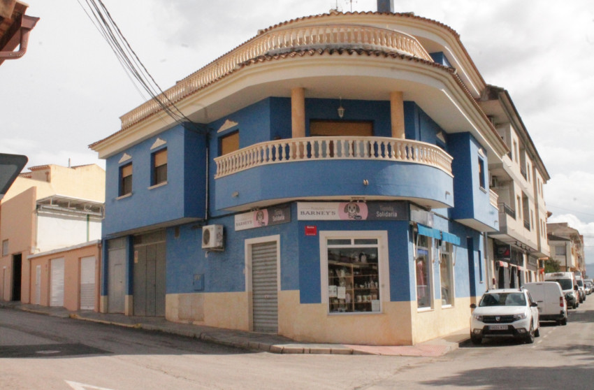 Revente - Maison mitoyenne -
Pinoso - Pinoso Alicante