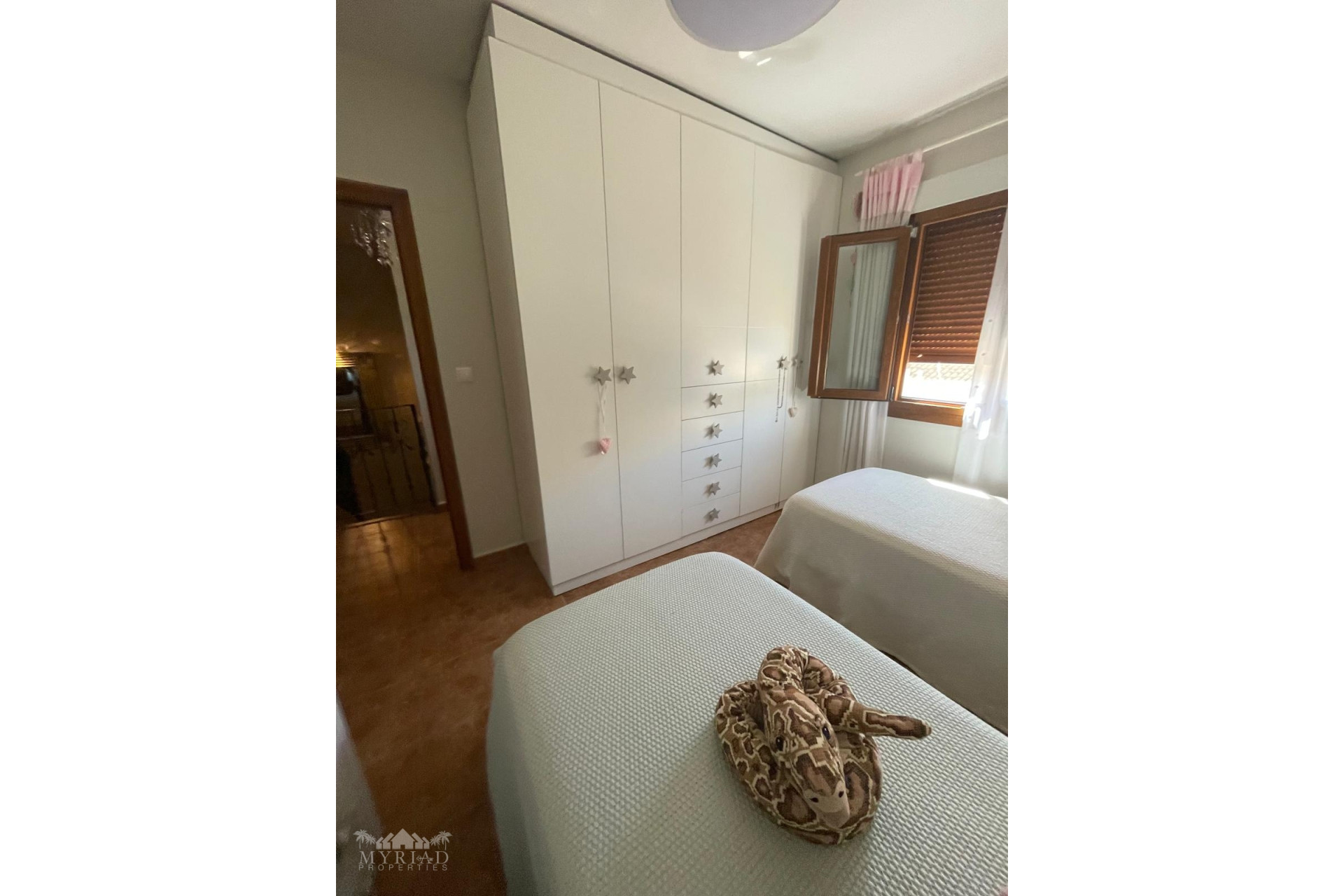 Revente - Maison mitoyenne -
Pinoso - Pinoso Alicante