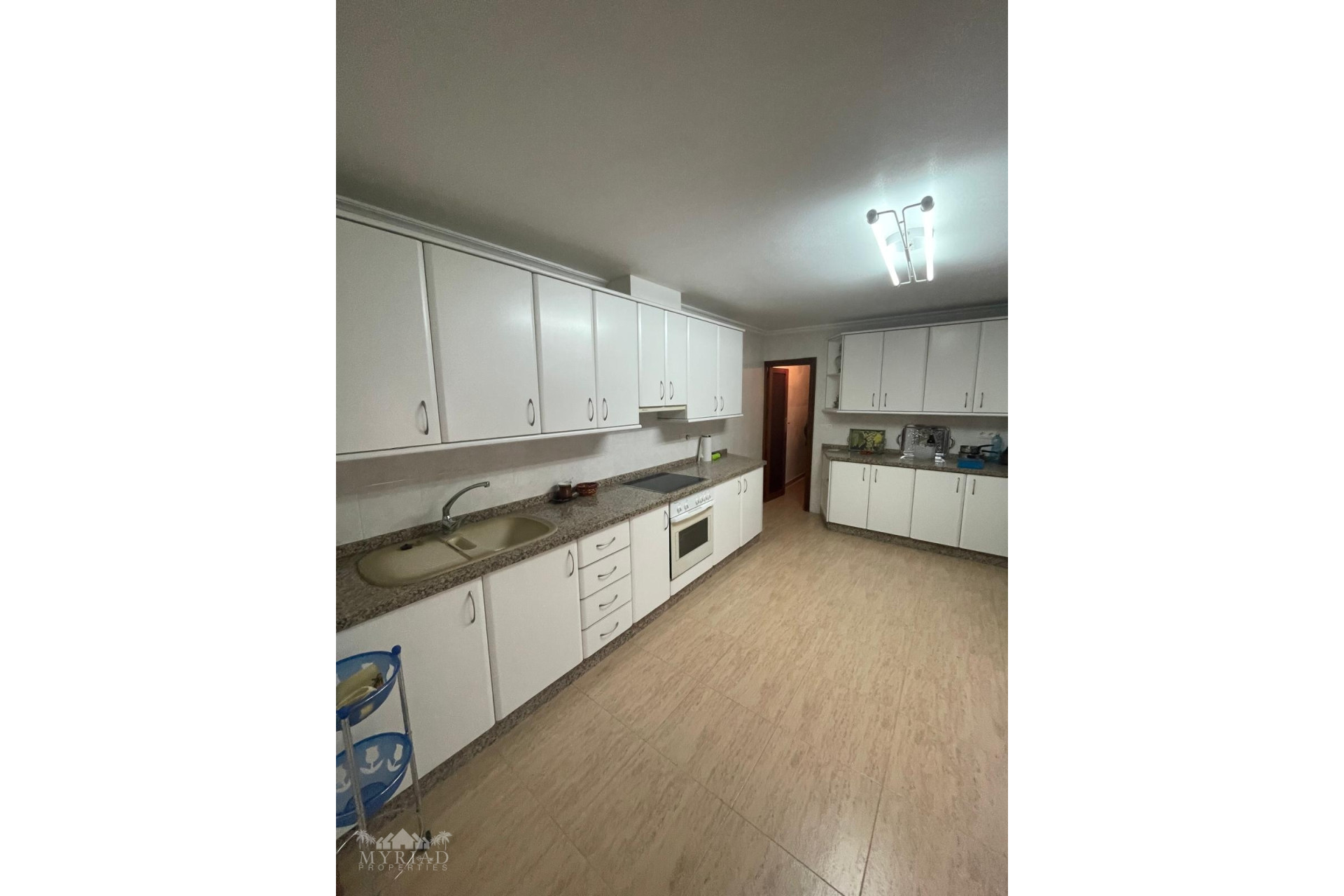 Revente - Maison mitoyenne -
Pinoso - Pinoso Alicante