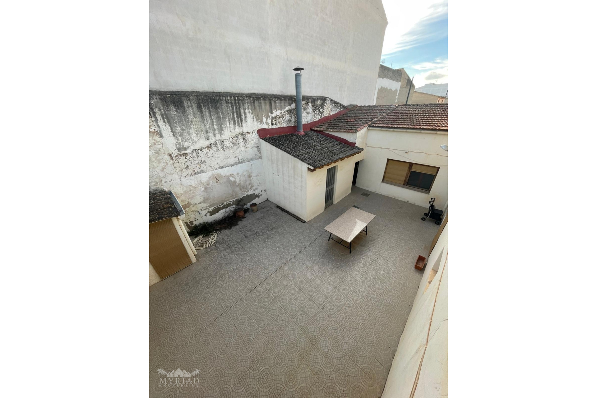 Revente - Maison mitoyenne -
Pinoso - Pinoso Alicante