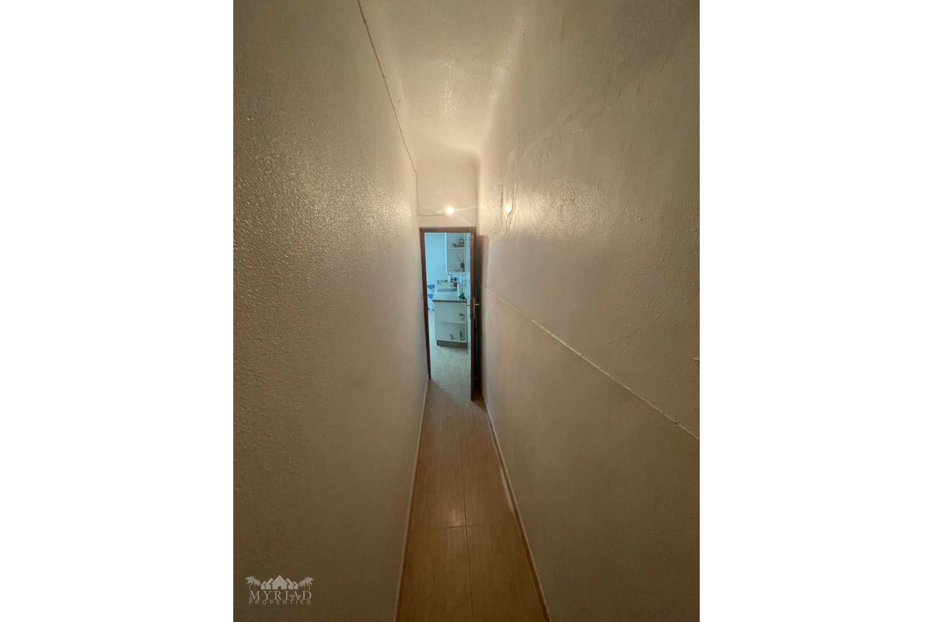 Revente - Maison mitoyenne -
Pinoso - Pinoso Alicante