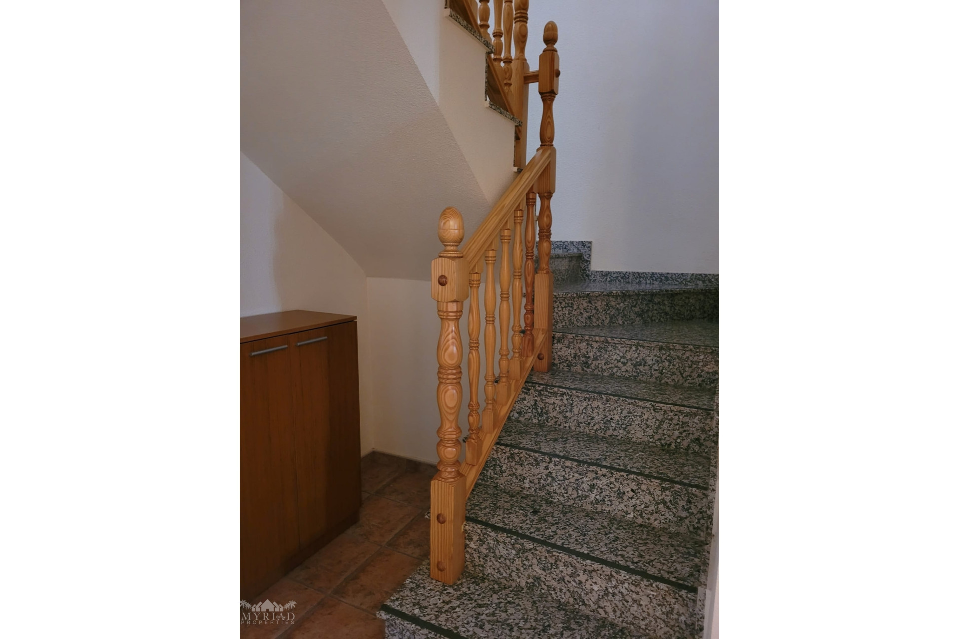 Revente - Maison mitoyenne -
Pinoso - Pinoso Alicante