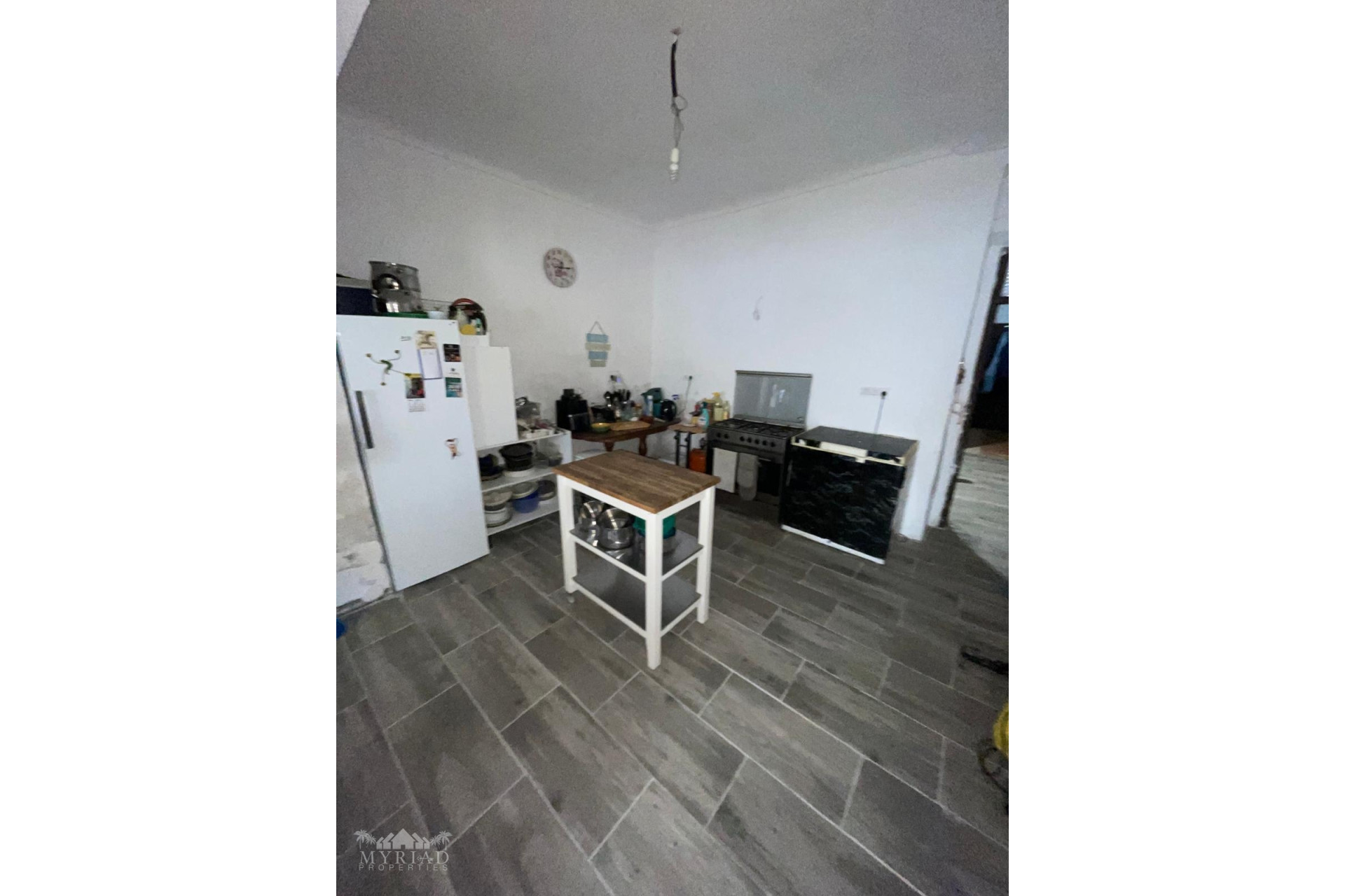 Revente - Maison mitoyenne -
Pinoso - Pinoso Alicante