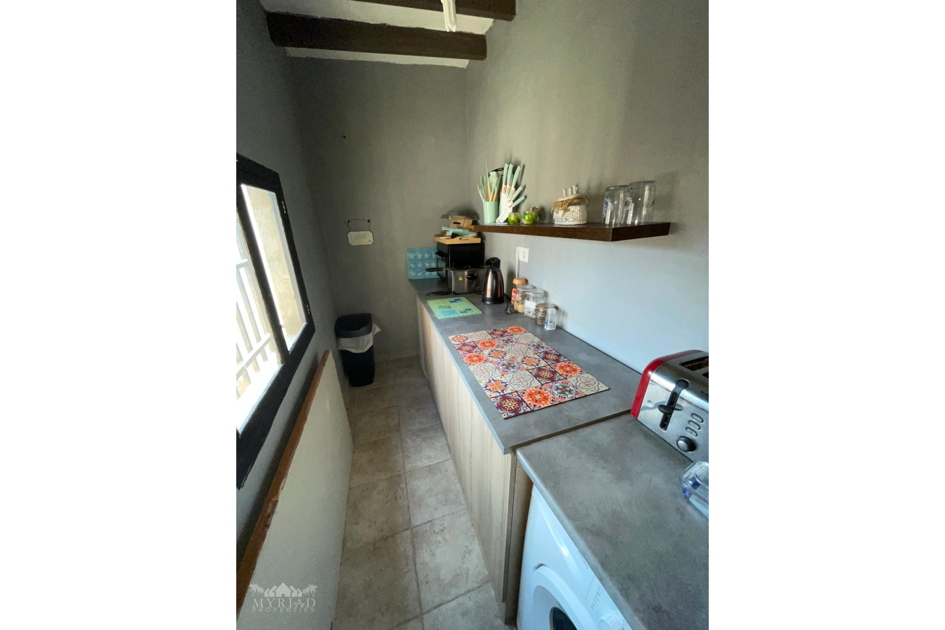 Revente - Maison mitoyenne -
Pinoso - Pinoso Alicante