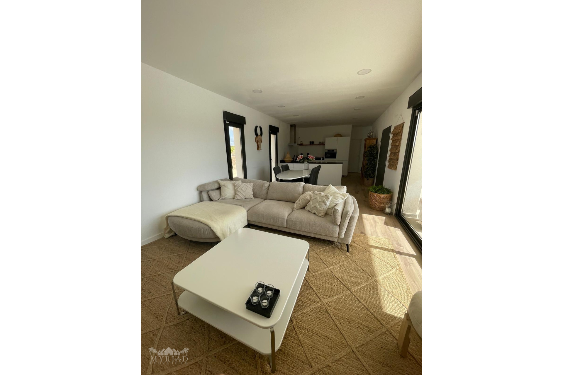 Revente - Maison mitoyenne -
Pinoso - Pinoso Alicante