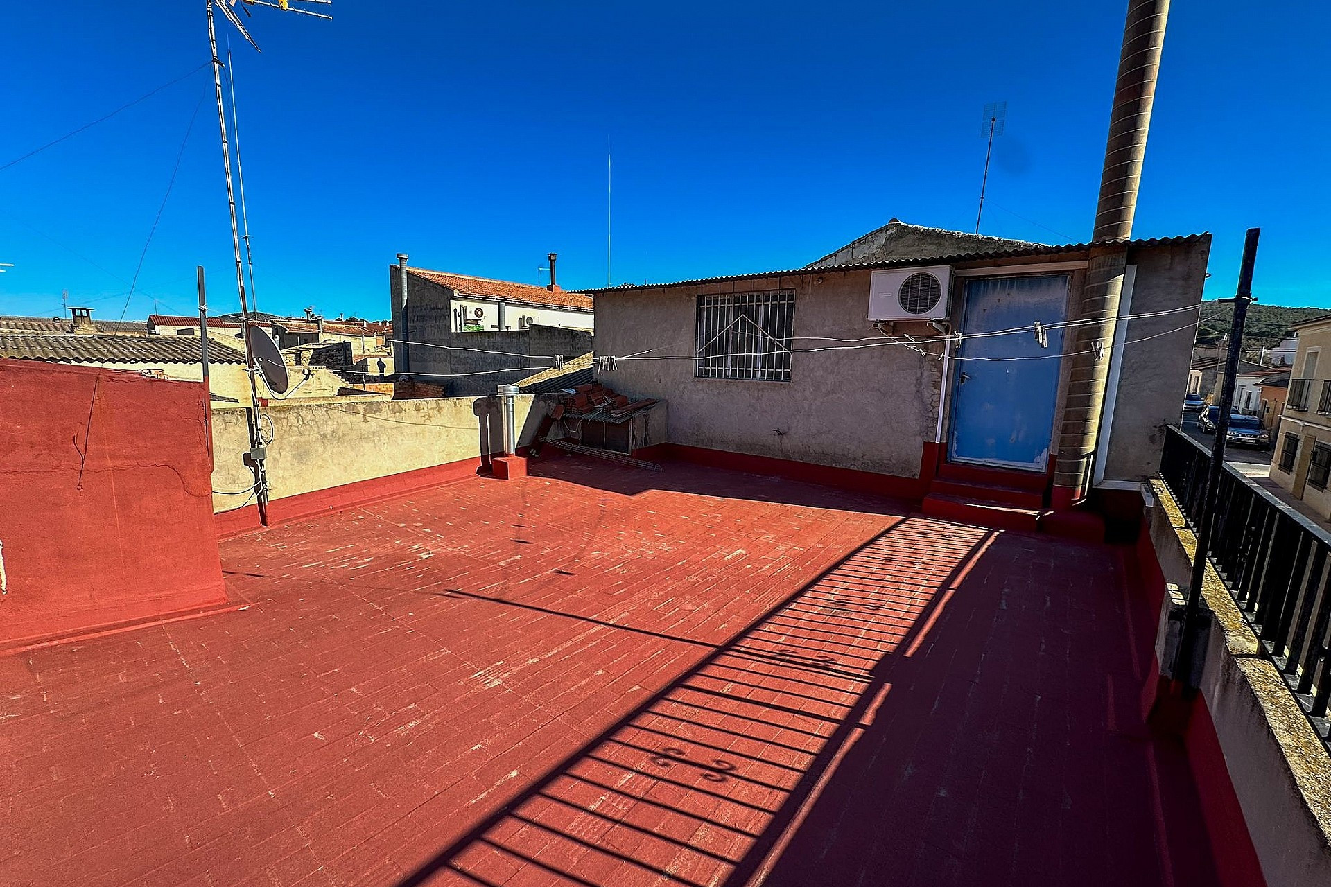 Revente - Maison mitoyenne -
Pinoso