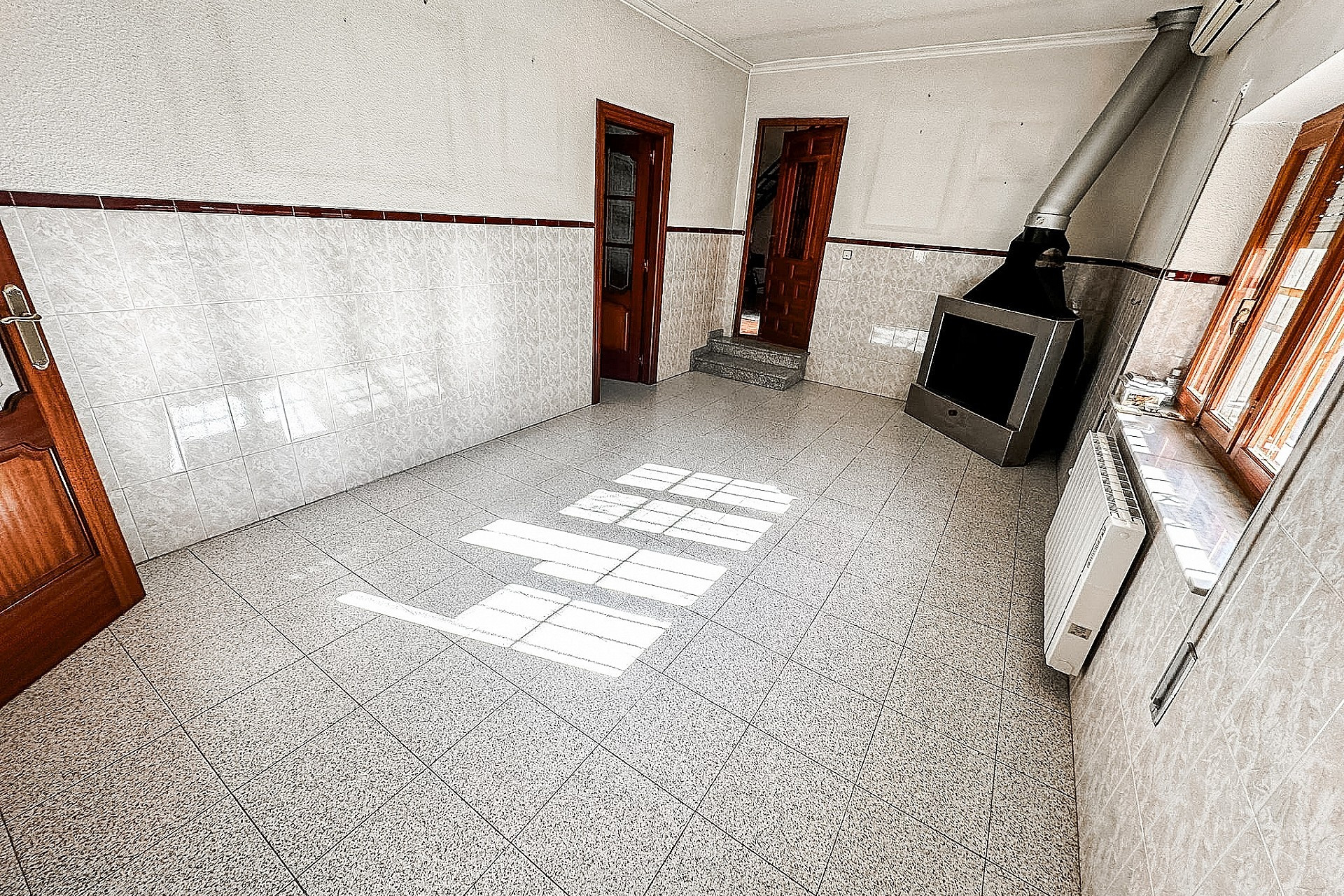 Revente - Maison mitoyenne -
Pinoso