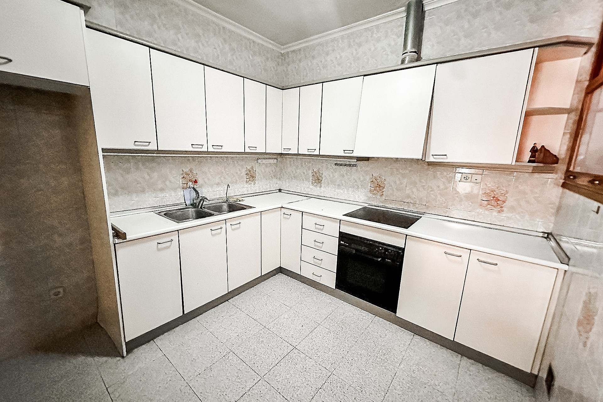 Revente - Maison mitoyenne -
Pinoso