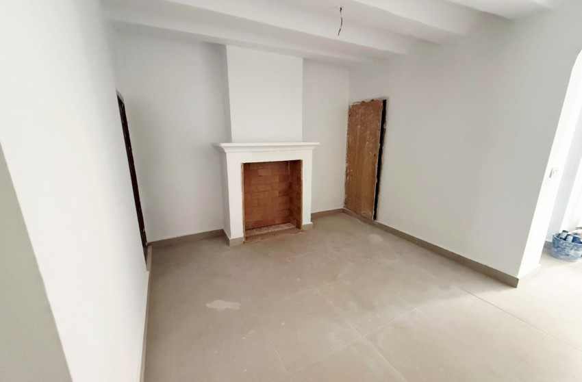 Revente - Maison mitoyenne -
Pinoso