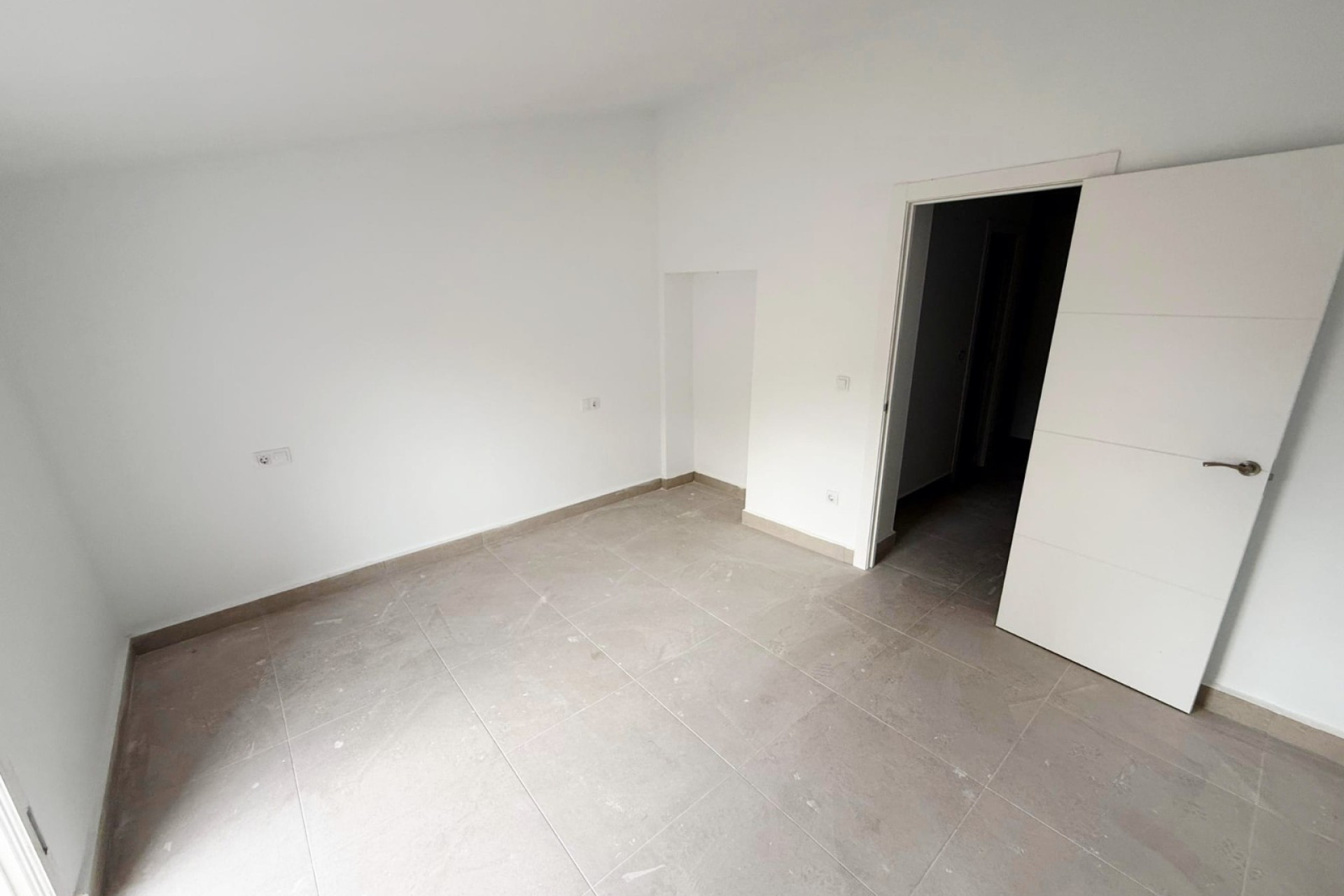 Revente - Maison mitoyenne -
Pinoso