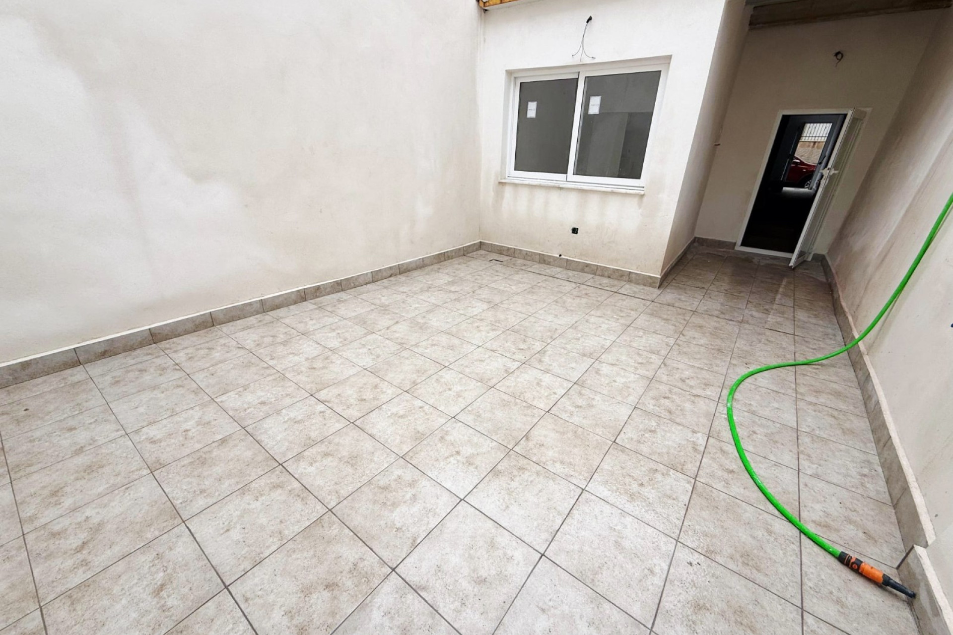 Revente - Maison mitoyenne -
Pinoso