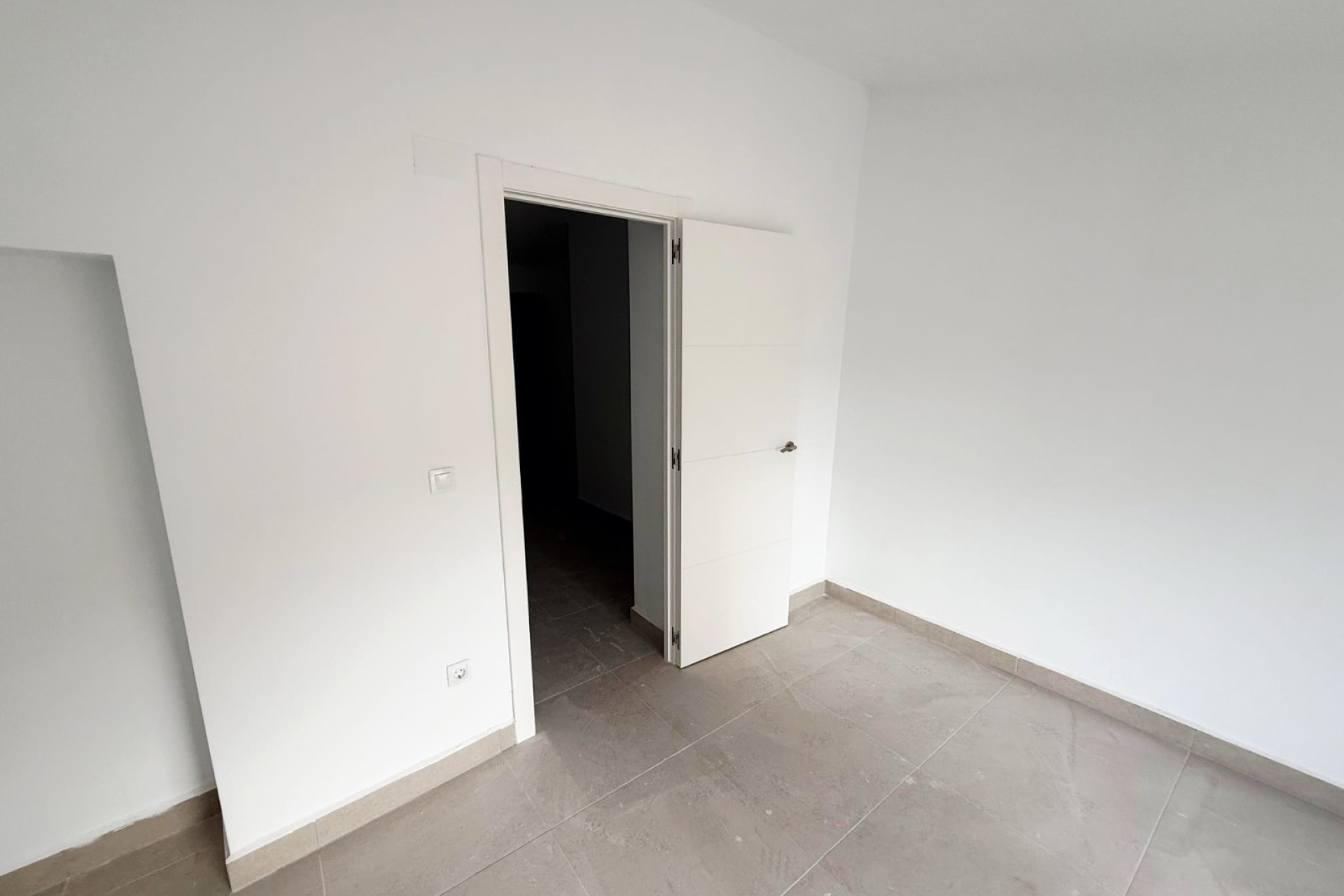 Revente - Maison mitoyenne -
Pinoso