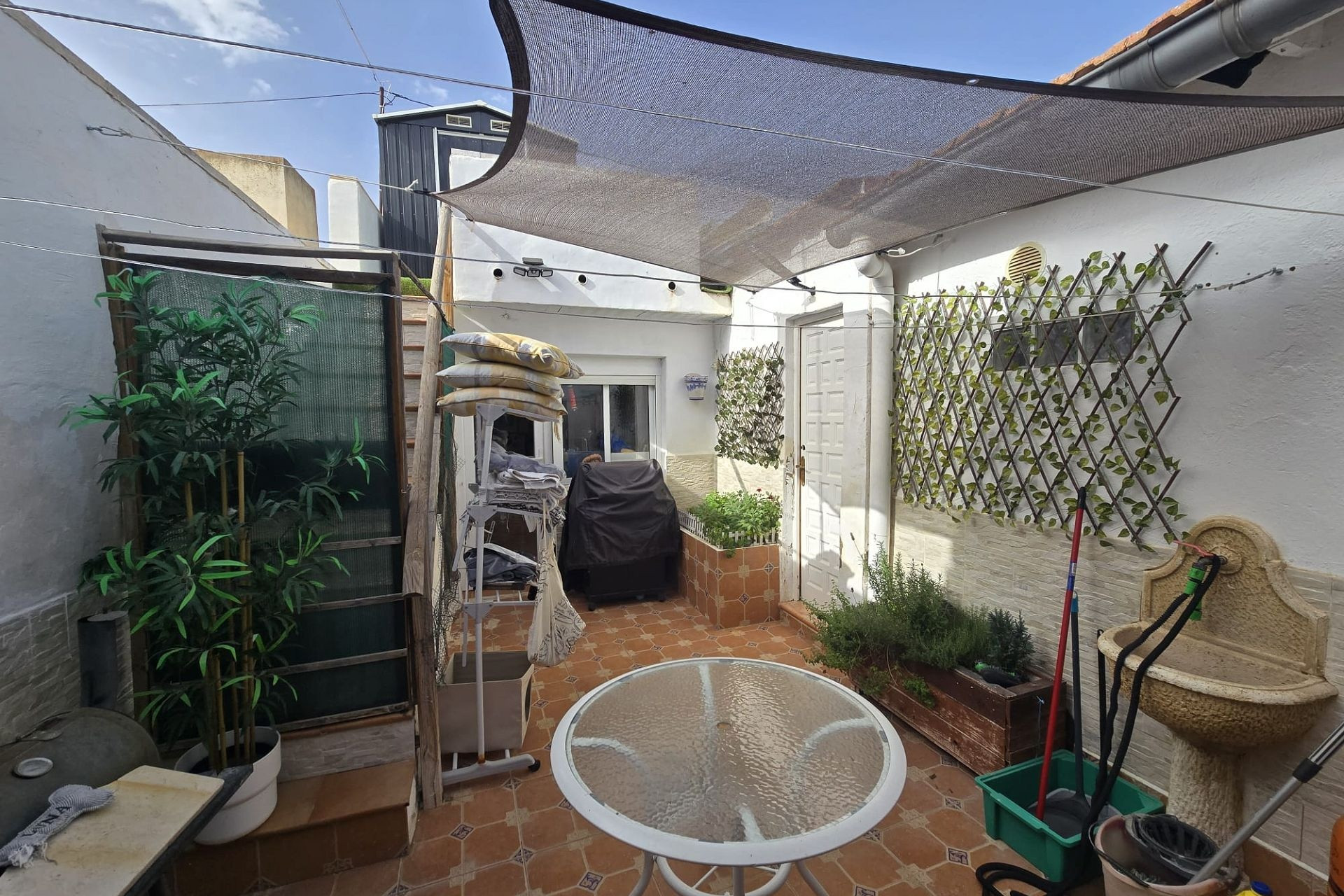Revente - Maison mitoyenne -
Pinoso