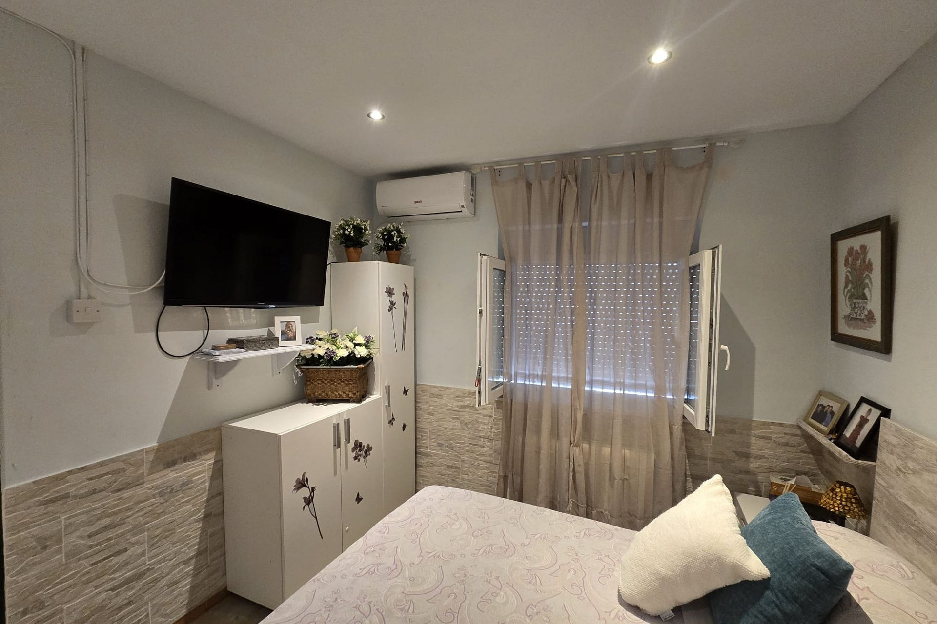 Revente - Maison mitoyenne -
Pinoso