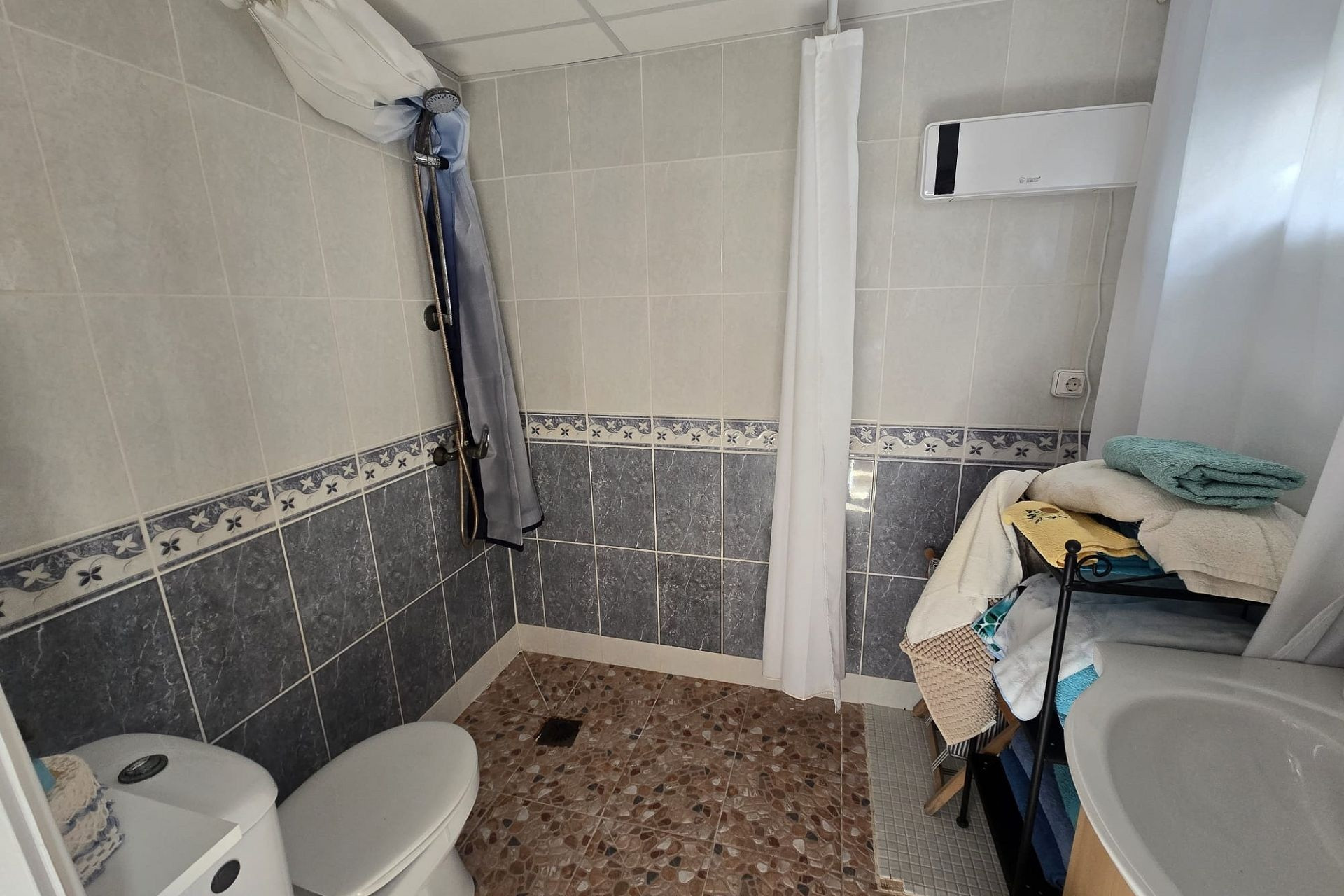 Revente - Maison mitoyenne -
Pinoso