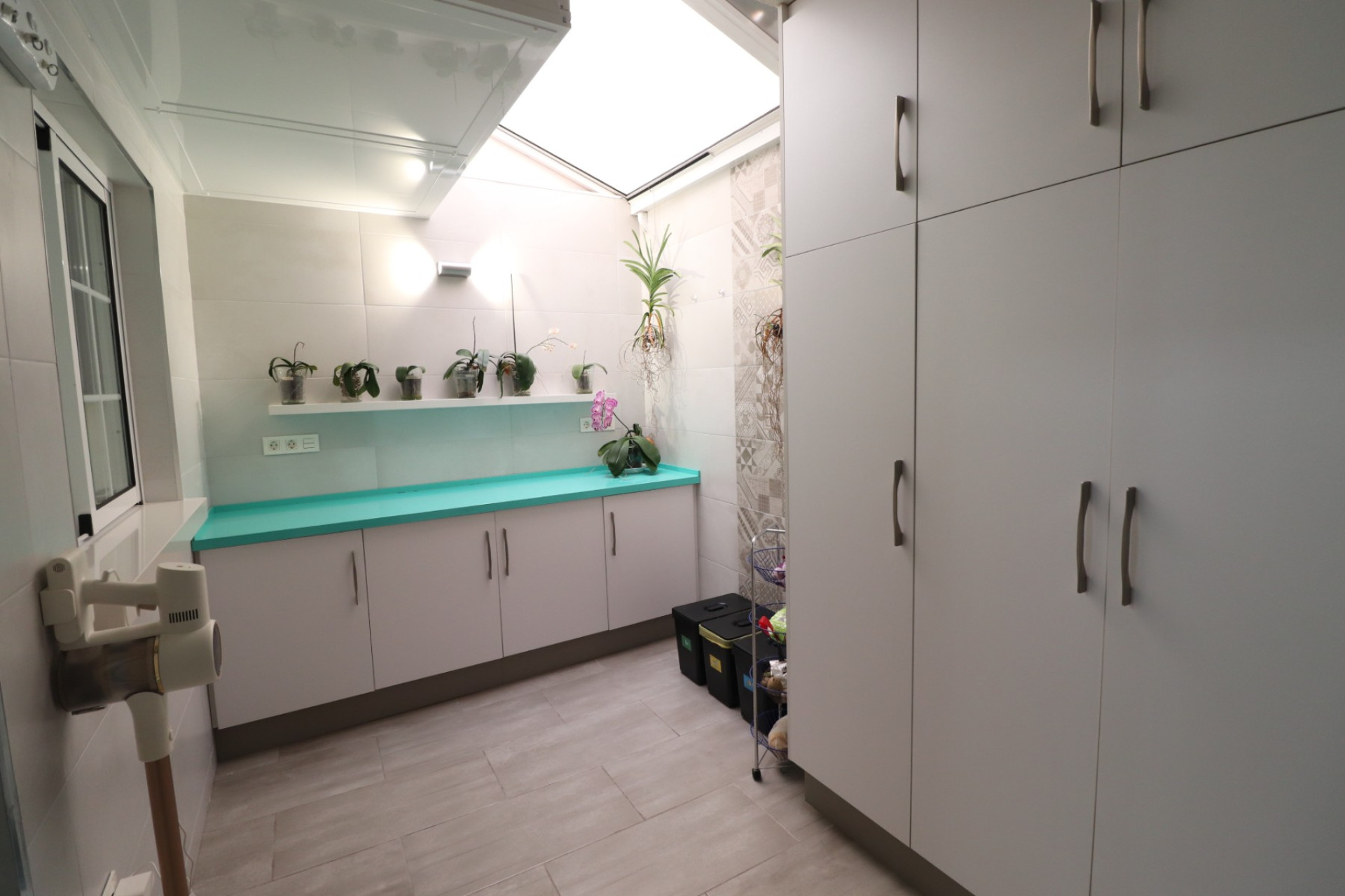 Revente - Maison mitoyenne -
Redovan - Redovan - Town