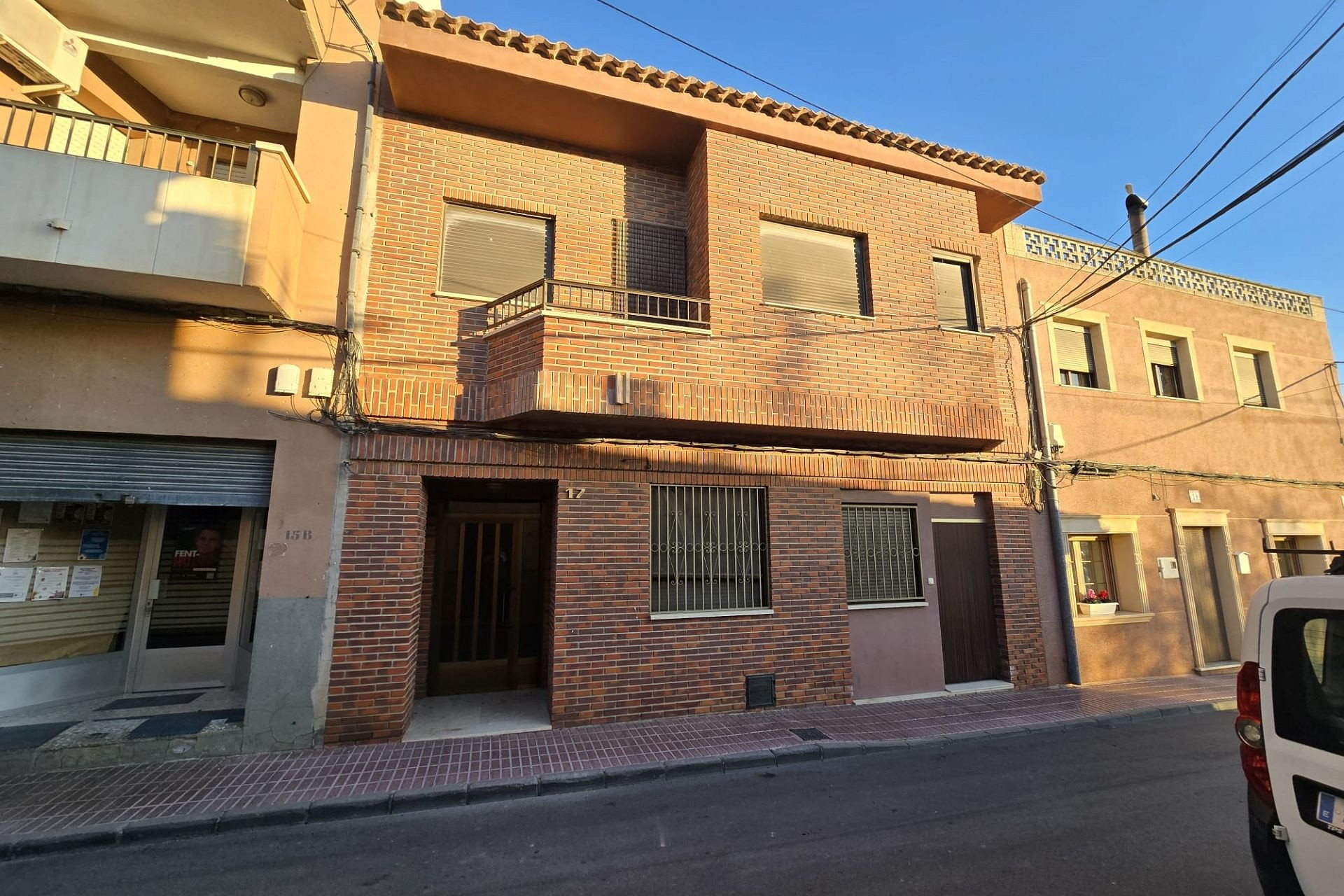 Revente - Maison mitoyenne -
Salinas