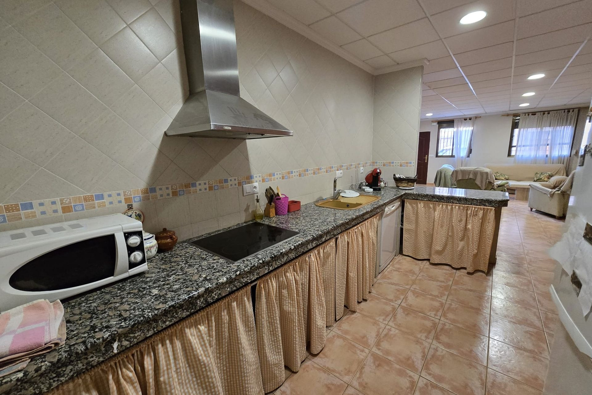 Revente - Maison mitoyenne -
Salinas