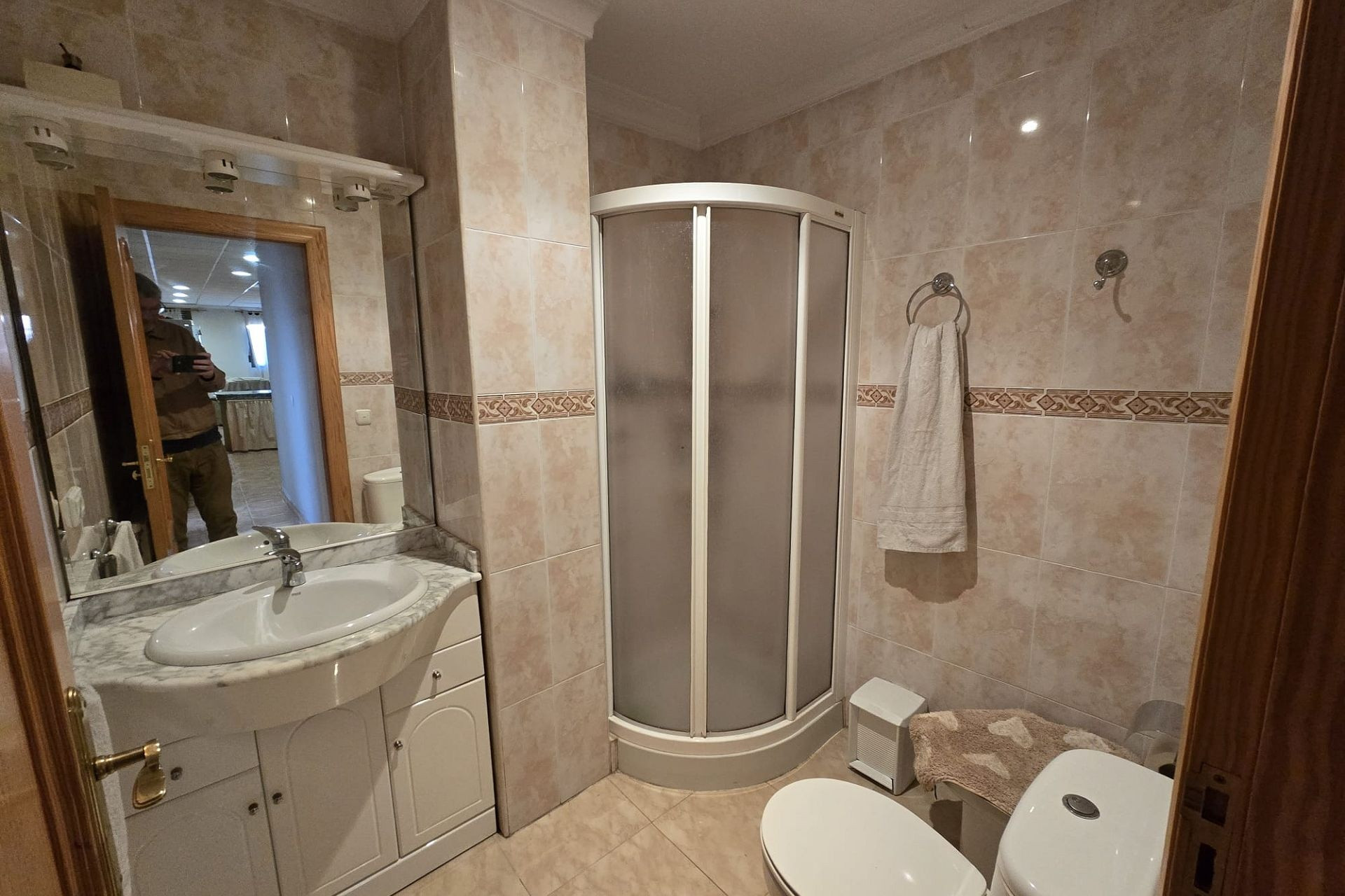 Revente - Maison mitoyenne -
Salinas