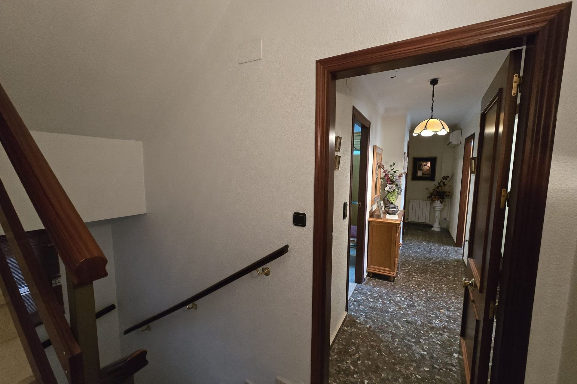 Revente - Maison mitoyenne -
Salinas