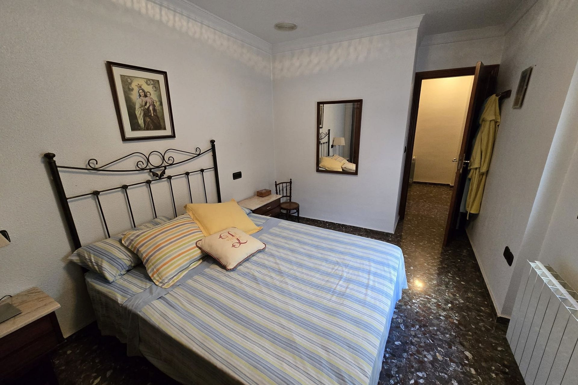 Revente - Maison mitoyenne -
Salinas