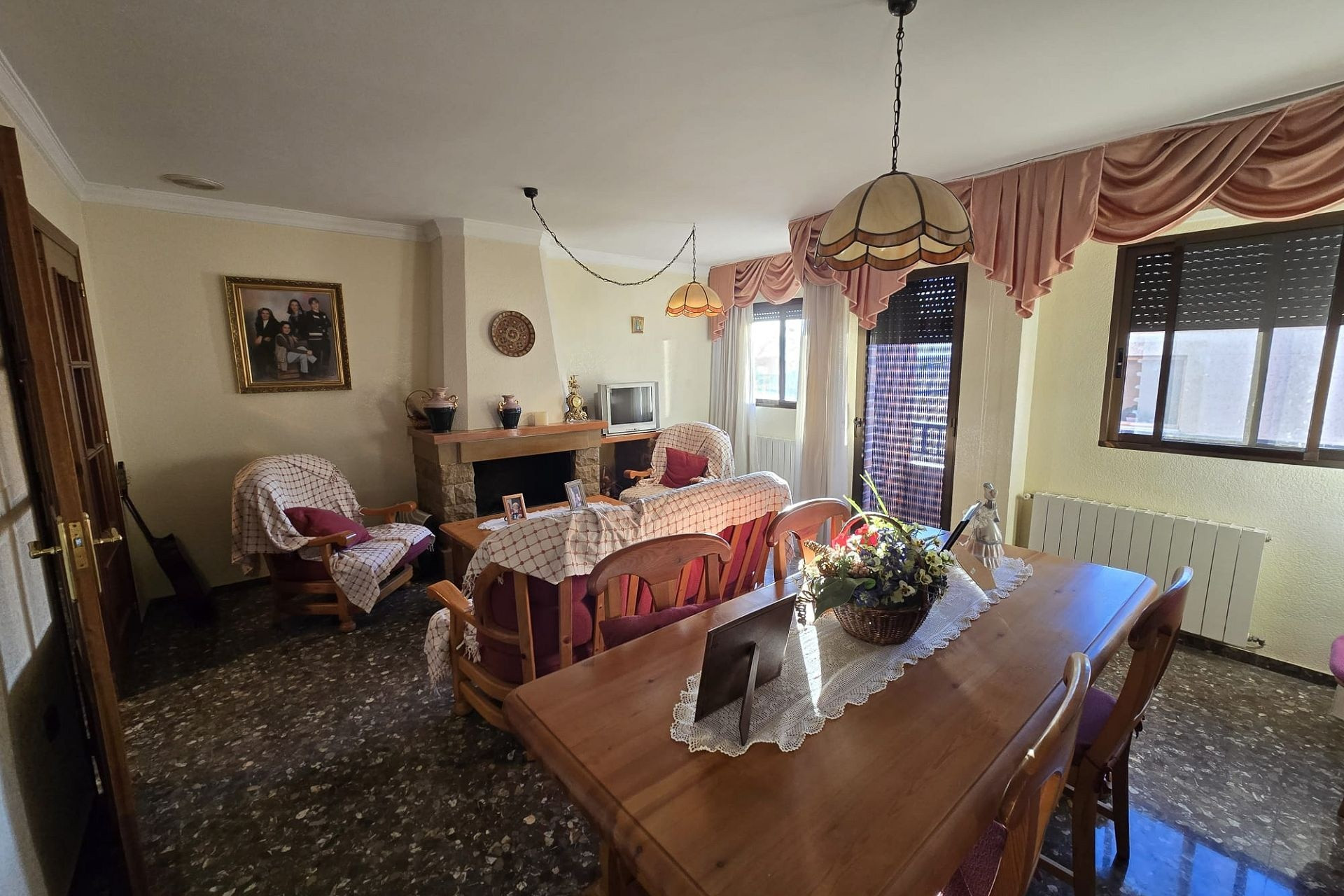 Revente - Maison mitoyenne -
Salinas