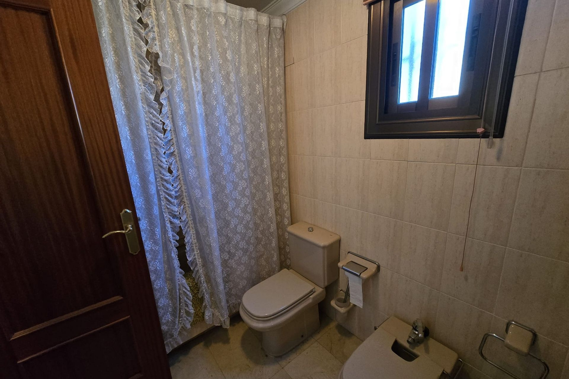 Revente - Maison mitoyenne -
Salinas