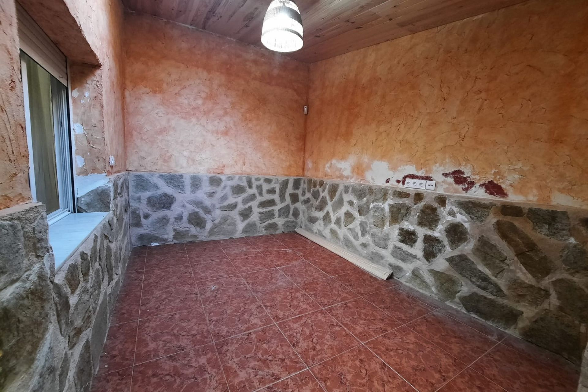 Revente - Maison mitoyenne -
Salinas