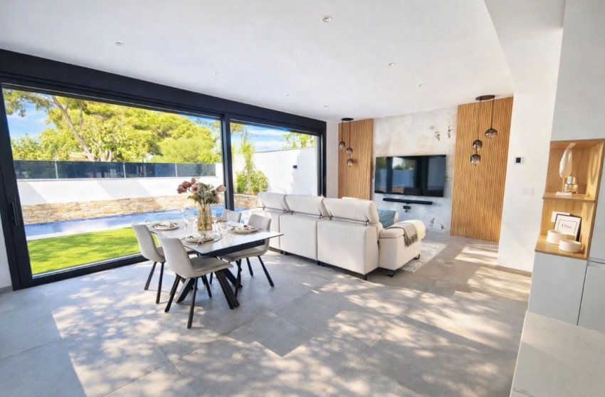 Revente - Maison mitoyenne -
Santiago de La Ribera - Santiago de La Ribera - Town