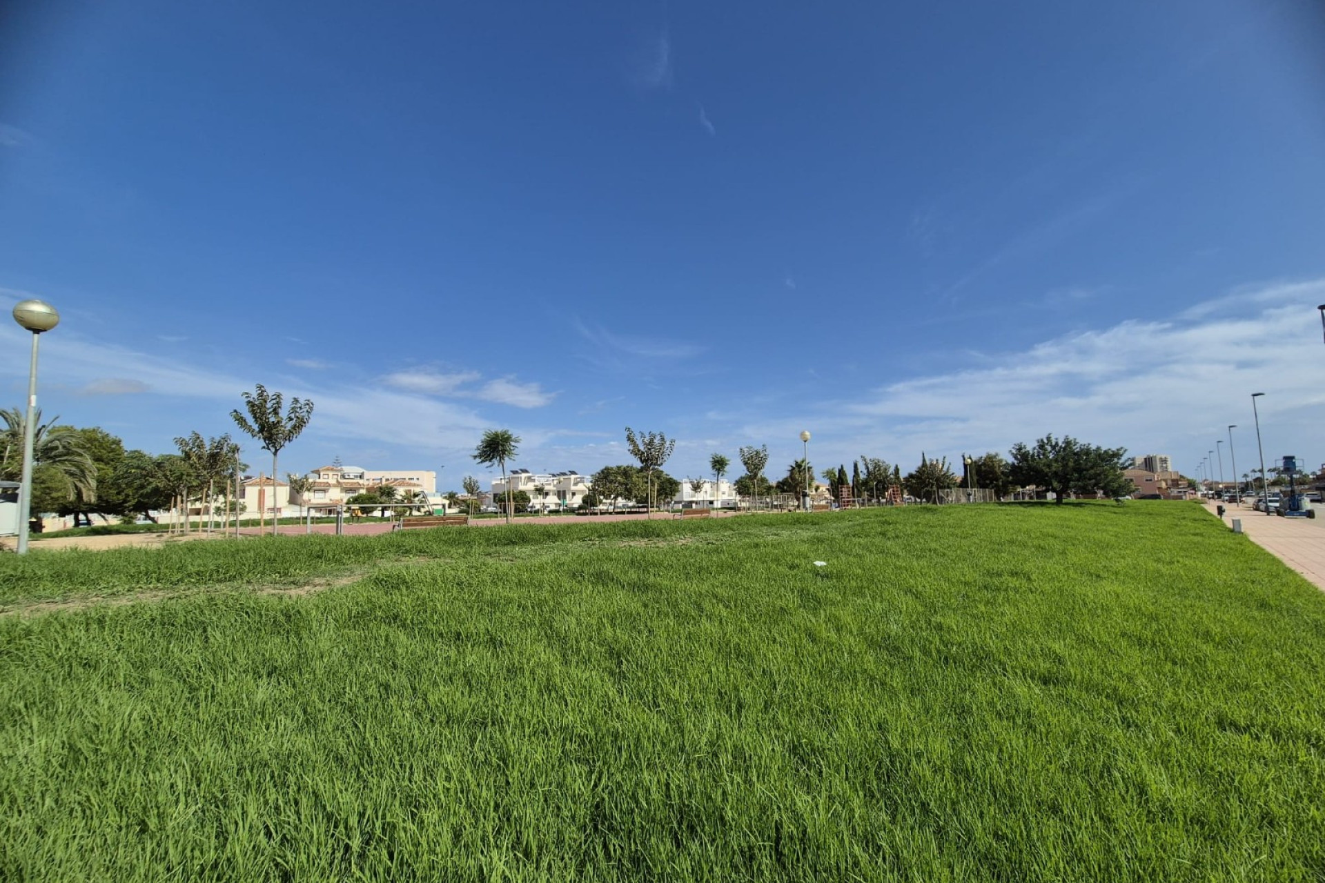 Revente - Maison mitoyenne -
Santiago de La Ribera - Santiago de La Ribera - Town