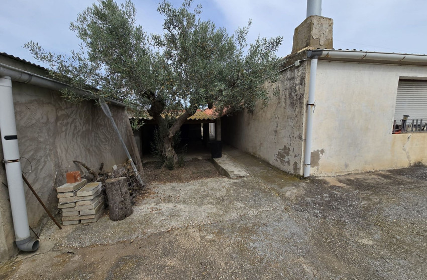 Revente - Maison mitoyenne -
Sax