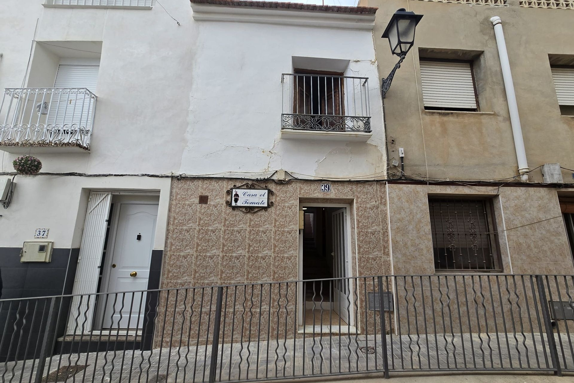 Revente - Maison mitoyenne -
Sax