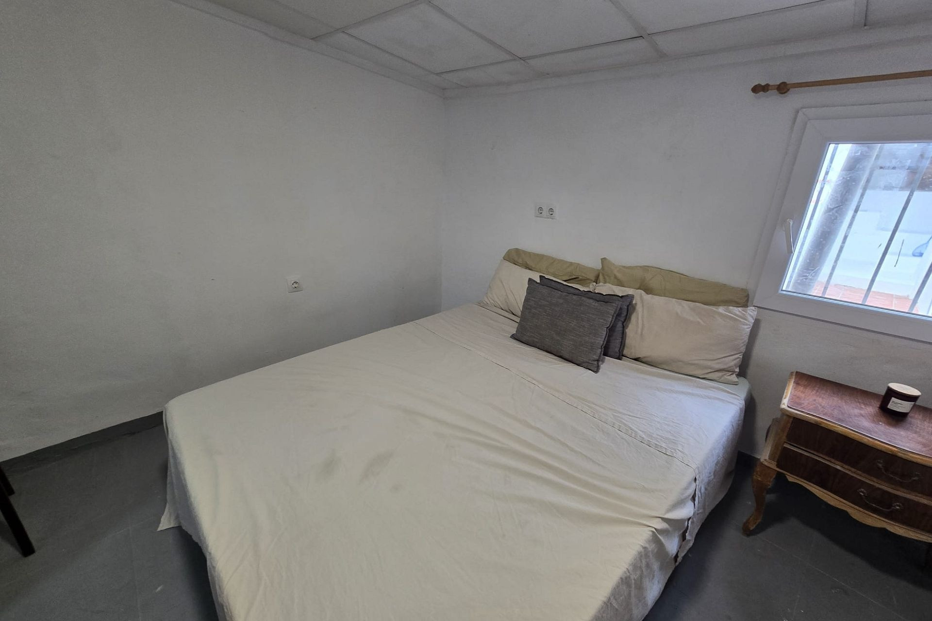 Revente - Maison mitoyenne -
Sax