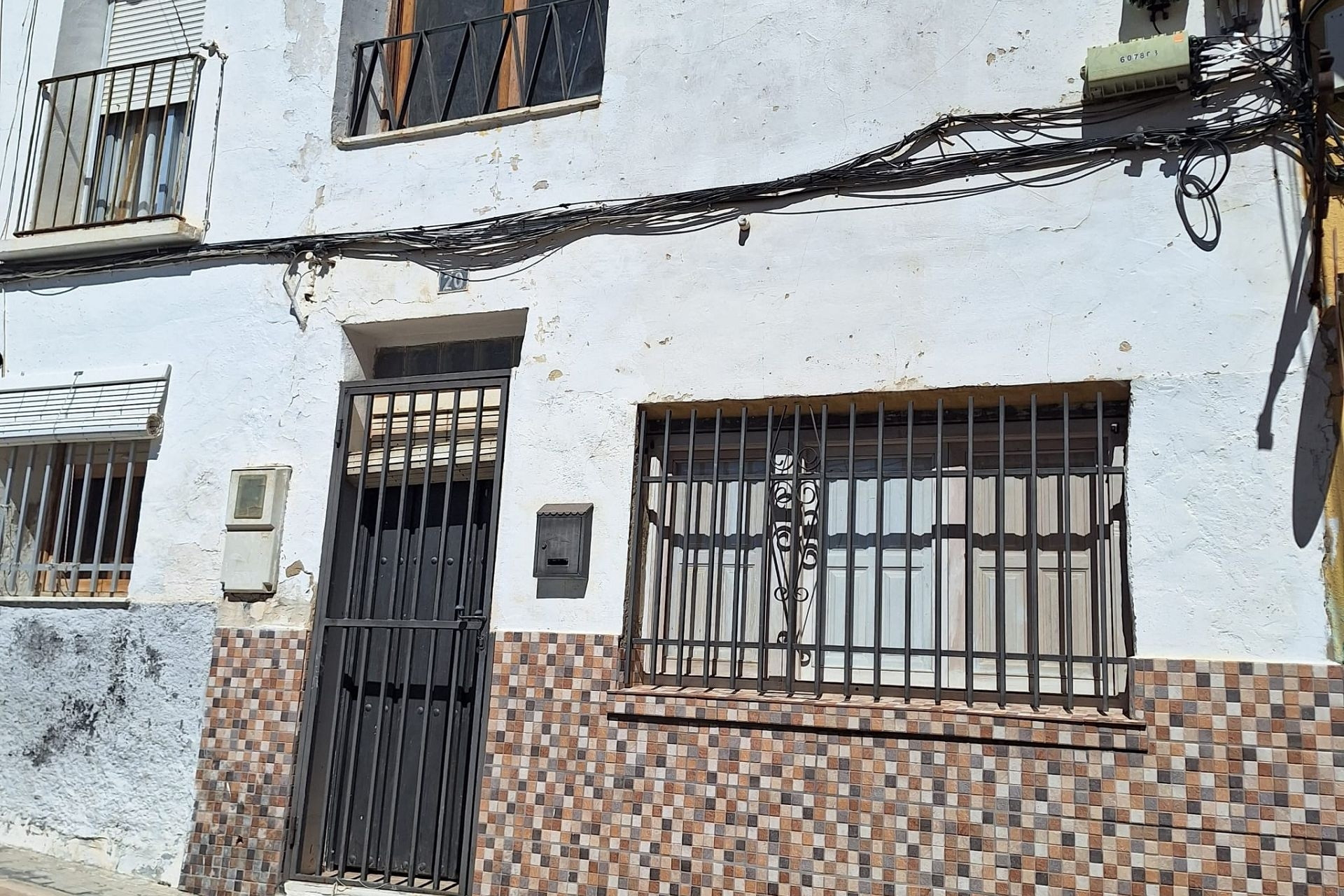 Revente - Maison mitoyenne -
Sax