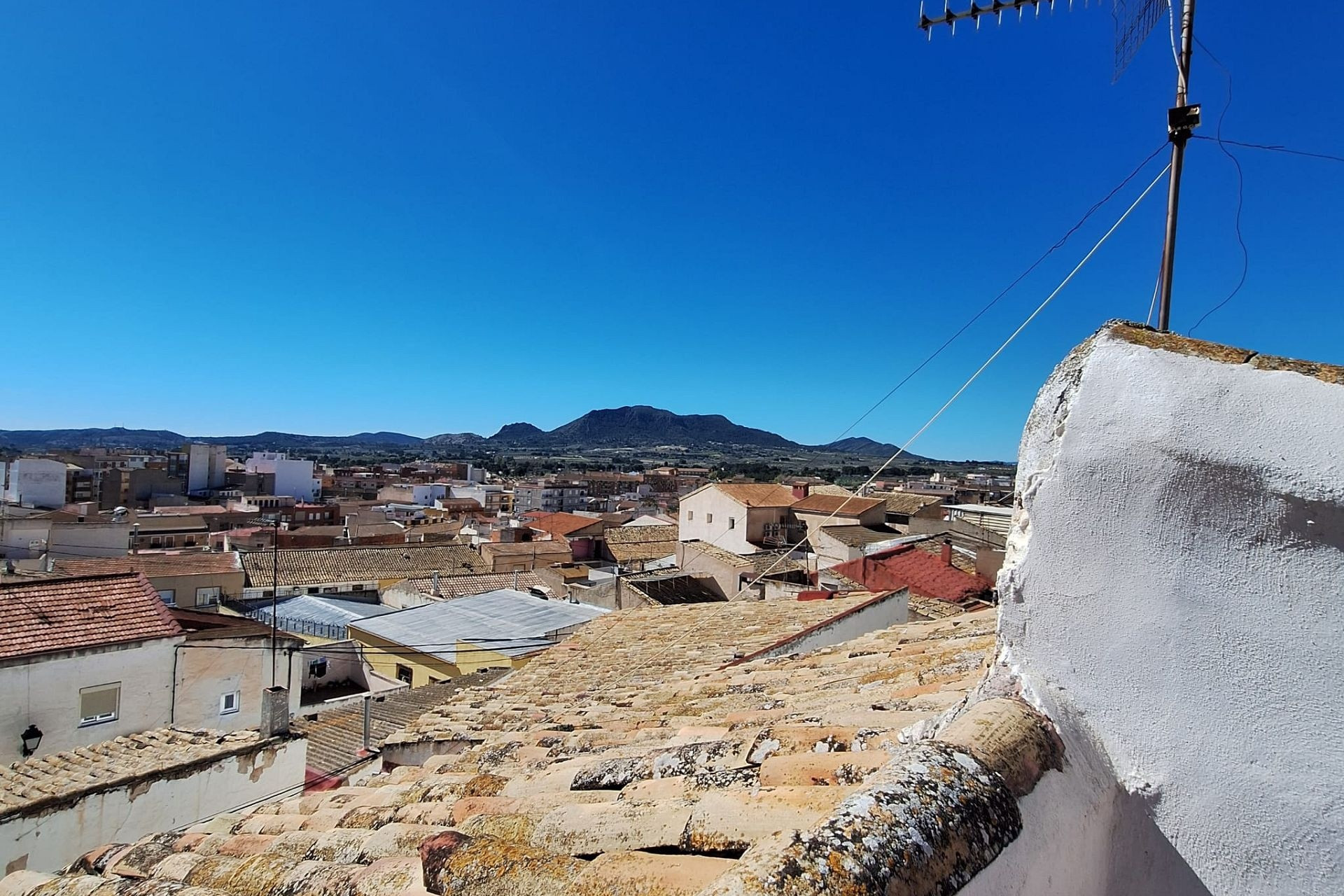 Revente - Maison mitoyenne -
Sax