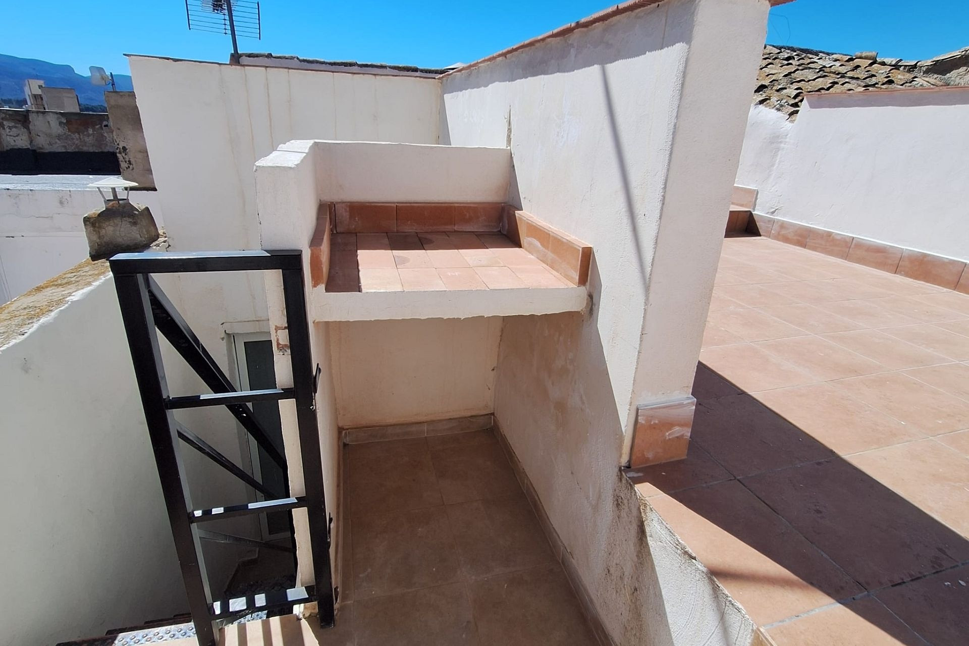 Revente - Maison mitoyenne -
Sax