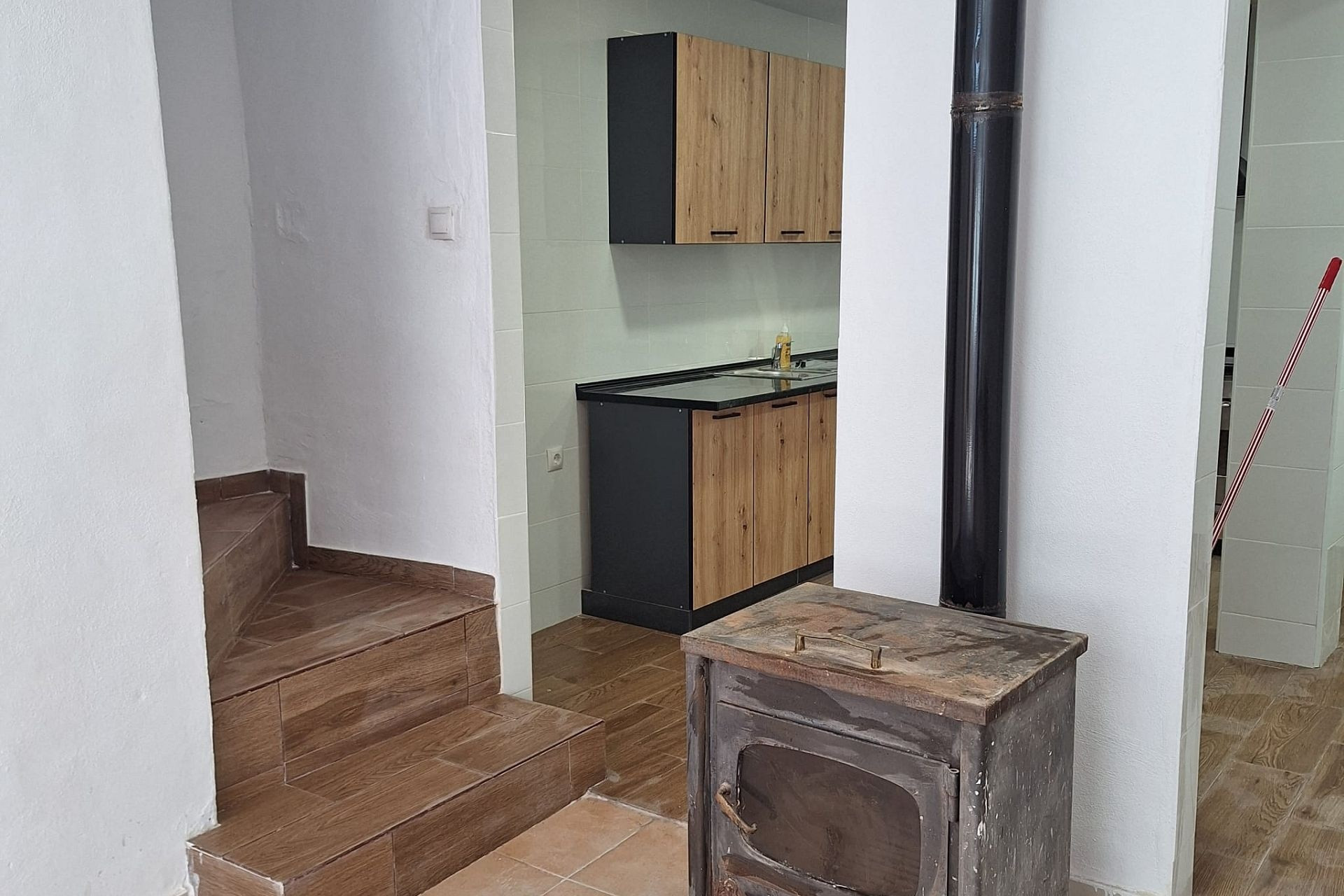 Revente - Maison mitoyenne -
Sax