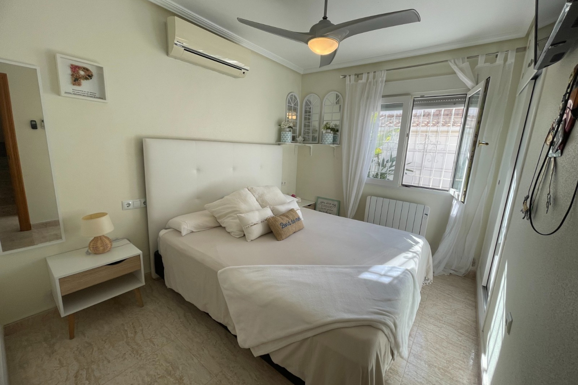 Revente - Maison mitoyenne -
Torre de La Horadada - Torre de La Horadada - Town