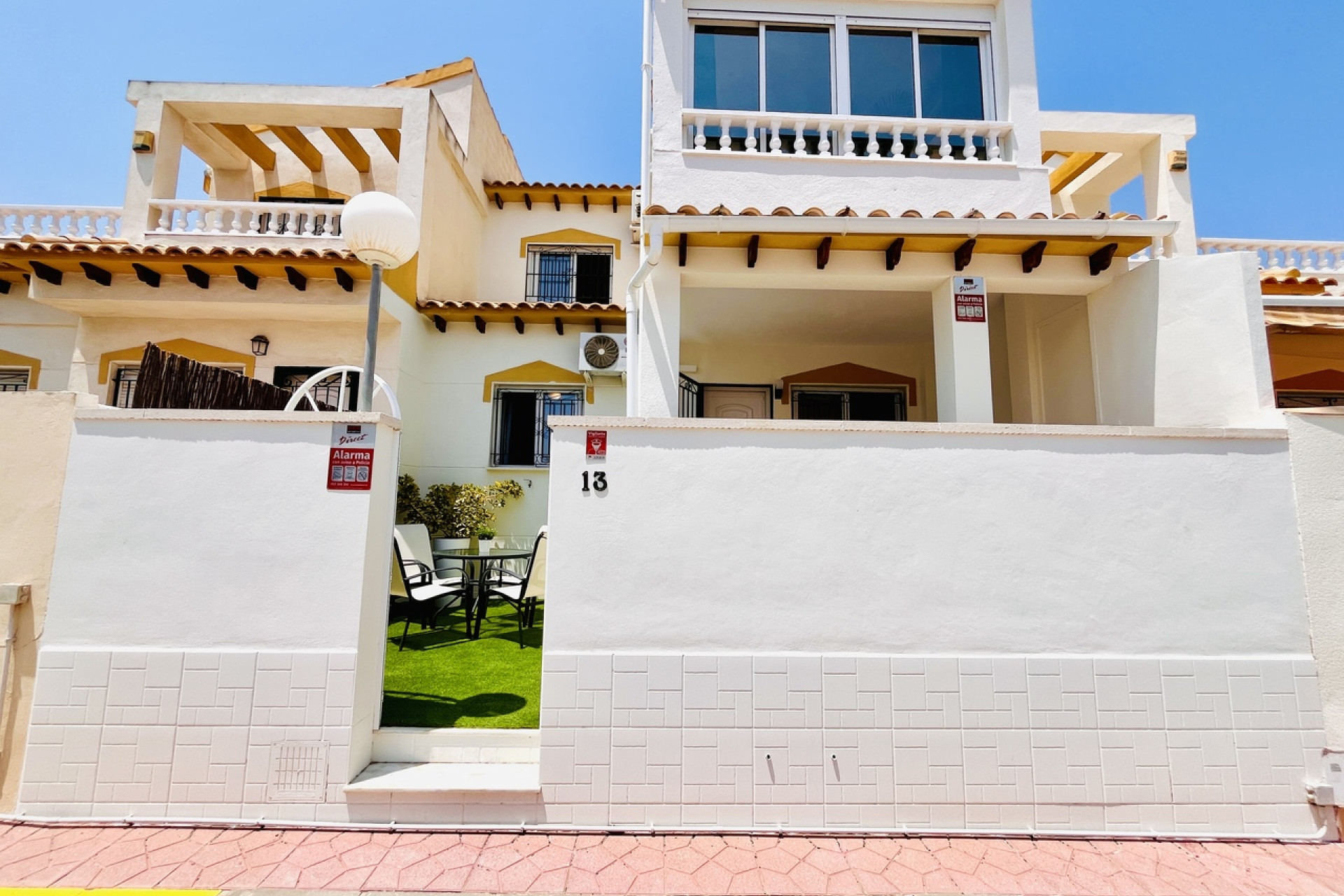 Revente - Maison mitoyenne -
Torrevieja - Costa Blanca