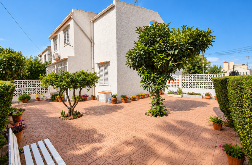 Revente - Maison mitoyenne -
Torrevieja - Costa Blanca