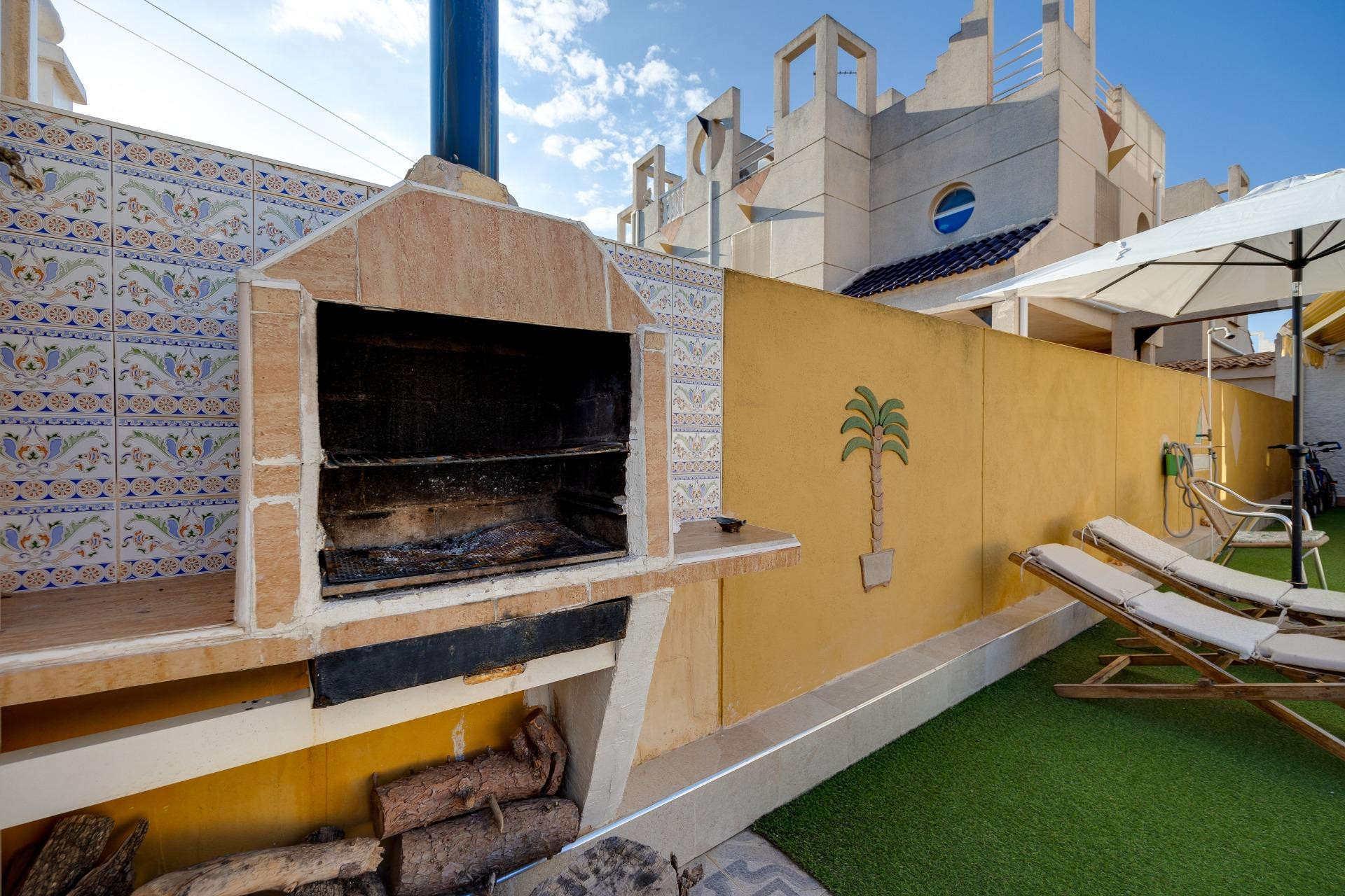 Revente - Maison mitoyenne -
Torrevieja - La Siesta - El Salado - Torreta