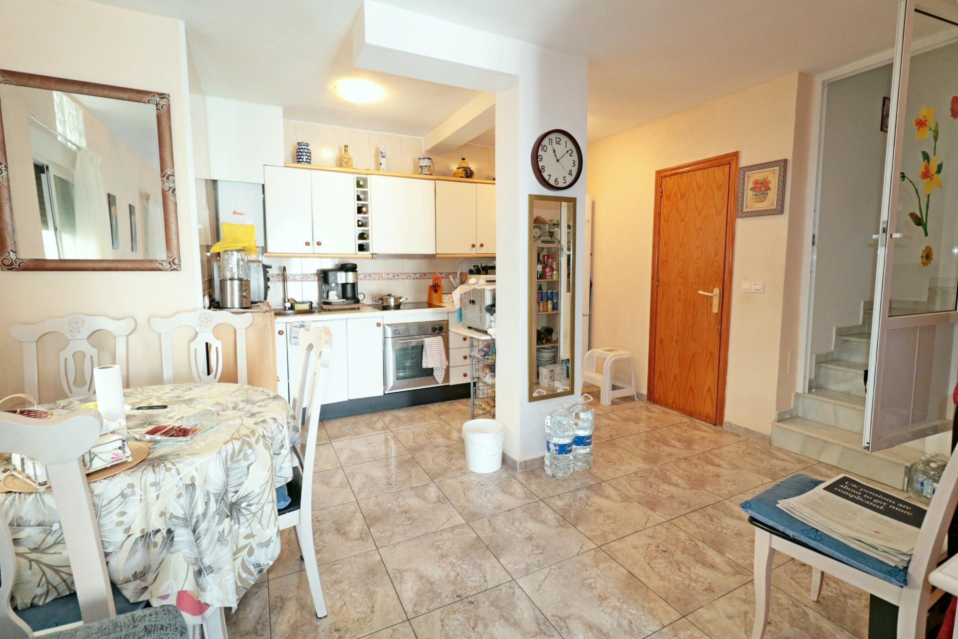 Revente - Maison mitoyenne -
Torrevieja - Torretas