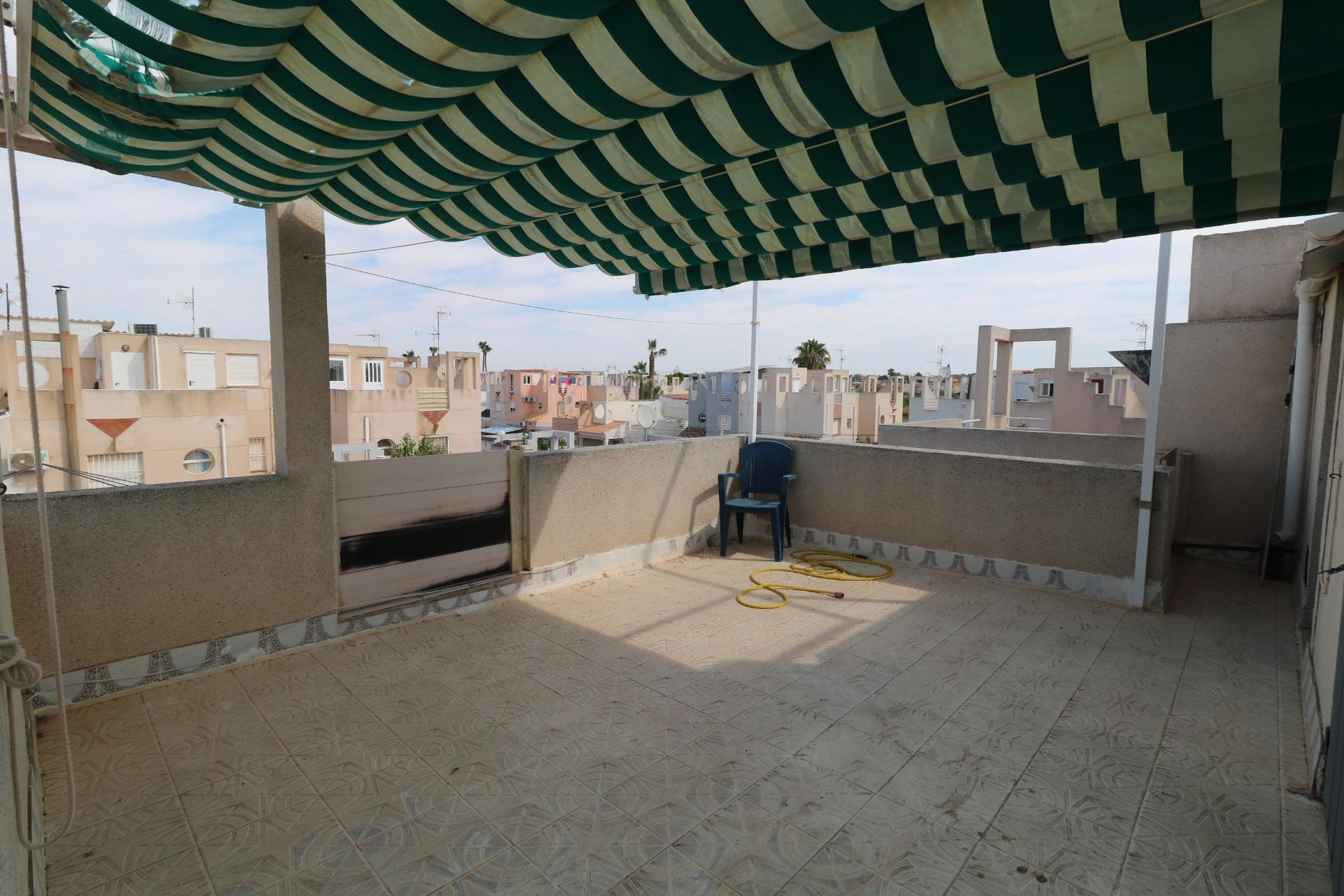Revente - Maison mitoyenne -
Torrevieja - Torretas