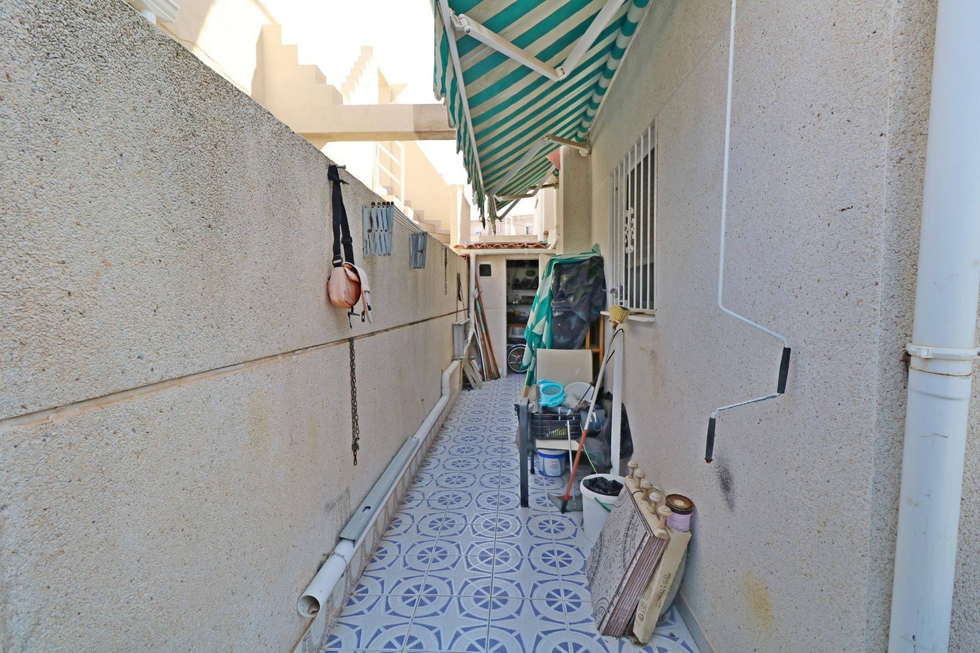 Revente - Maison mitoyenne -
Torrevieja - Torretas