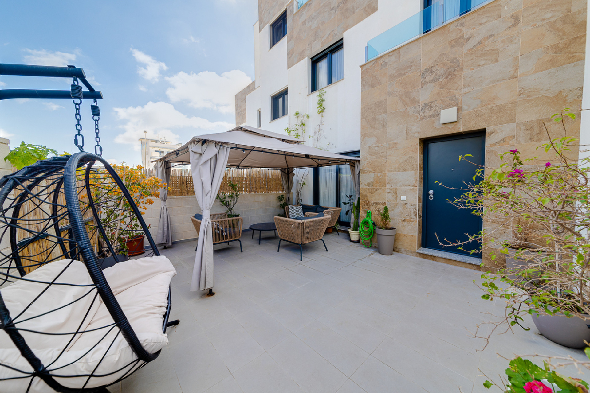 Revente - Maison mitoyenne -
Villamartín - Costa Blanca