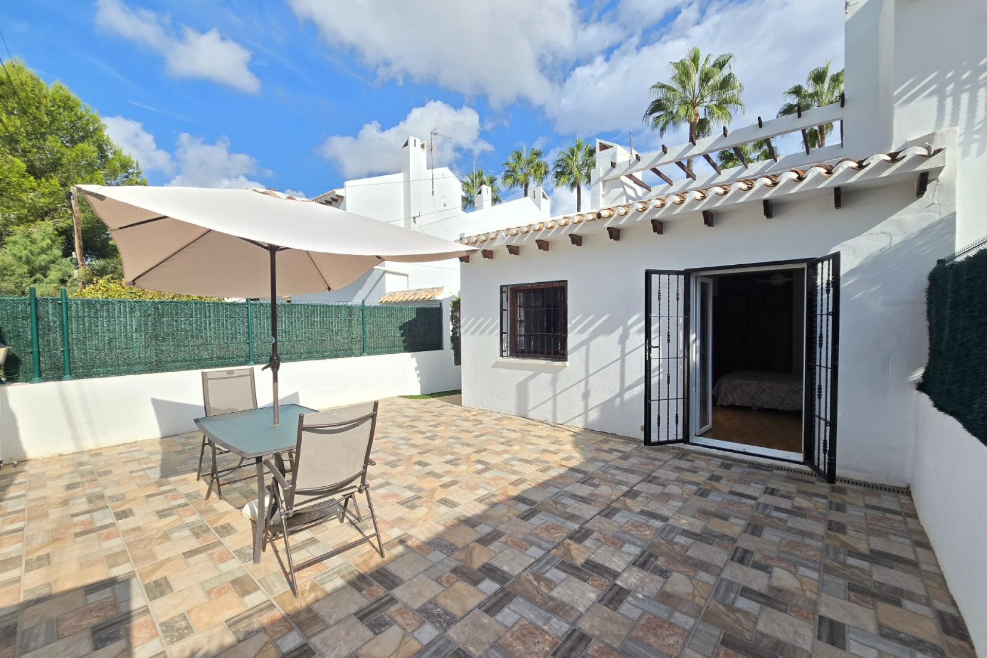 Revente - Maison mitoyenne -
Villamartín - Costa Blanca