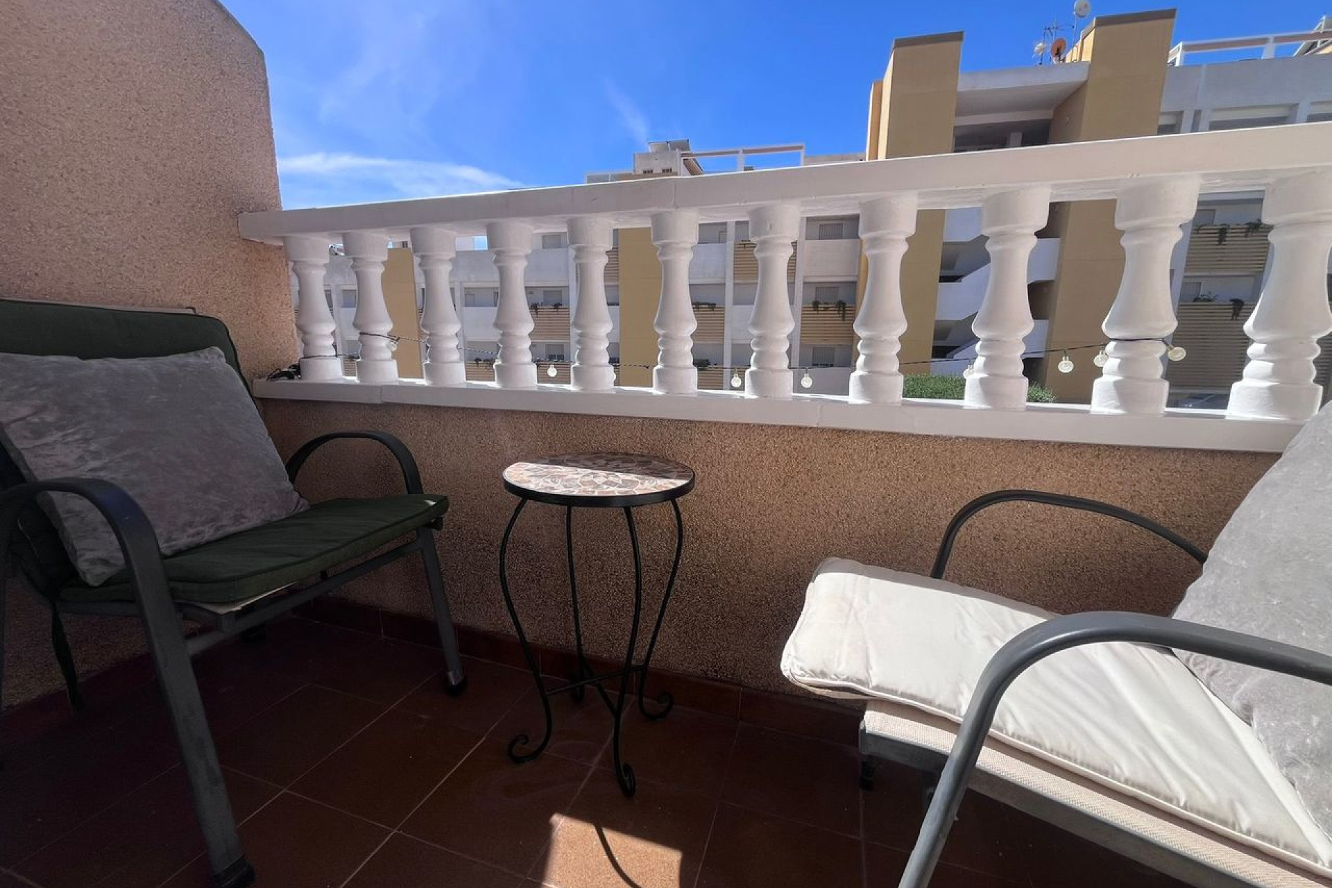 Revente - Maison mitoyenne -
Villamartín