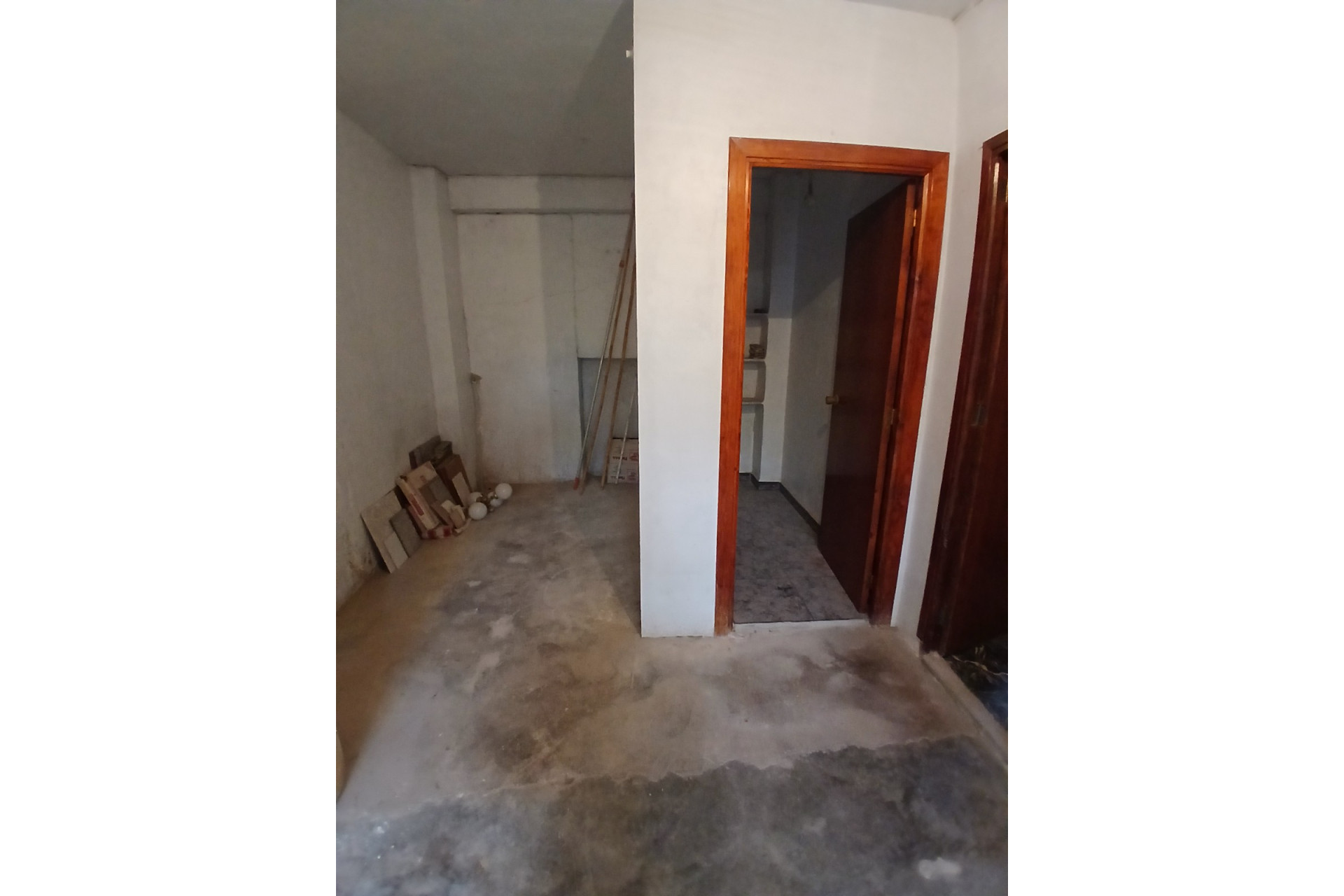 Revente - Maison mitoyenne -
Yecla