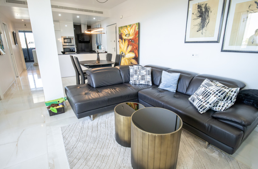Revente - Penthouse -
Torrevieja - AMANECER